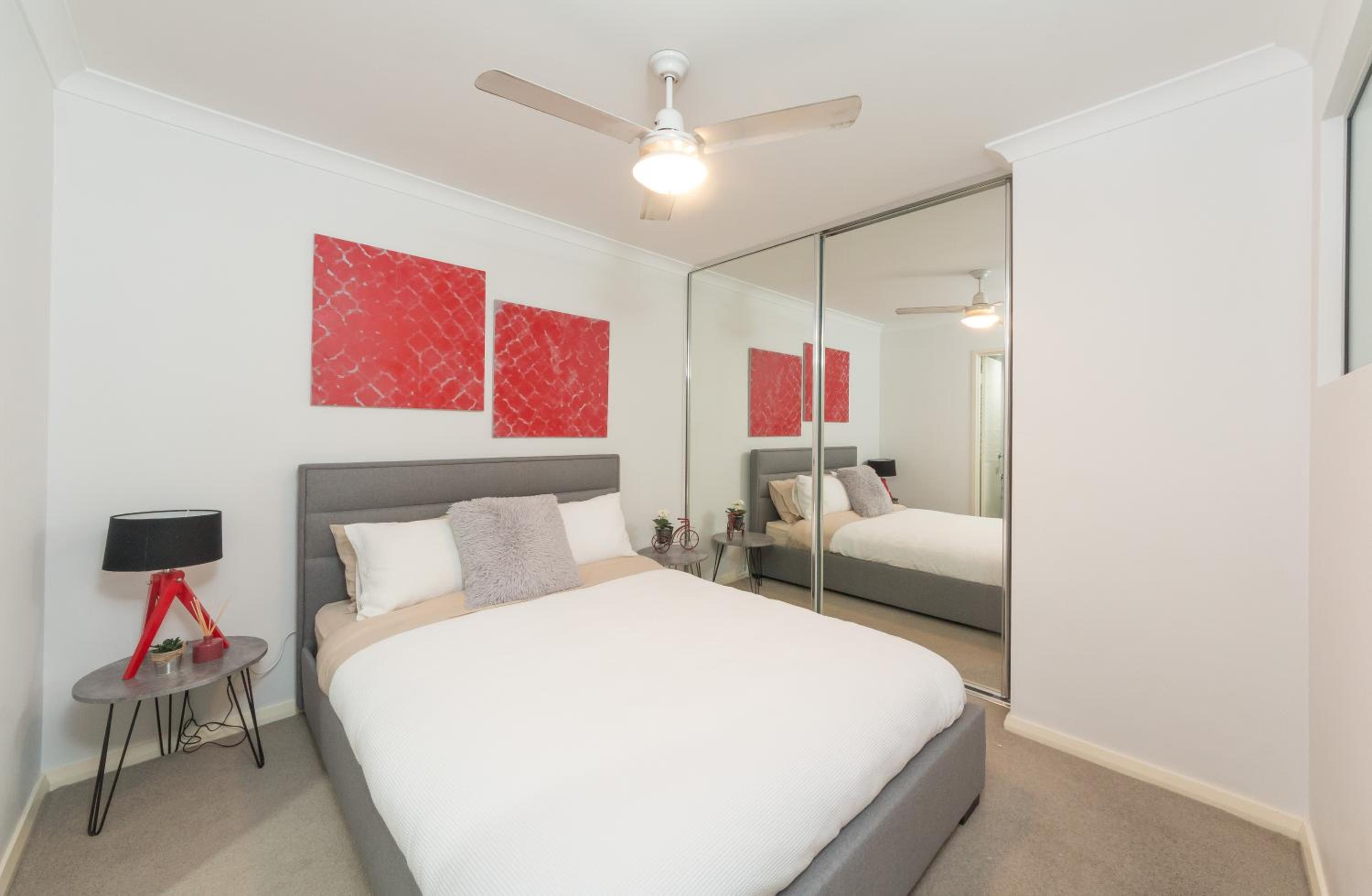 Yaran Suites