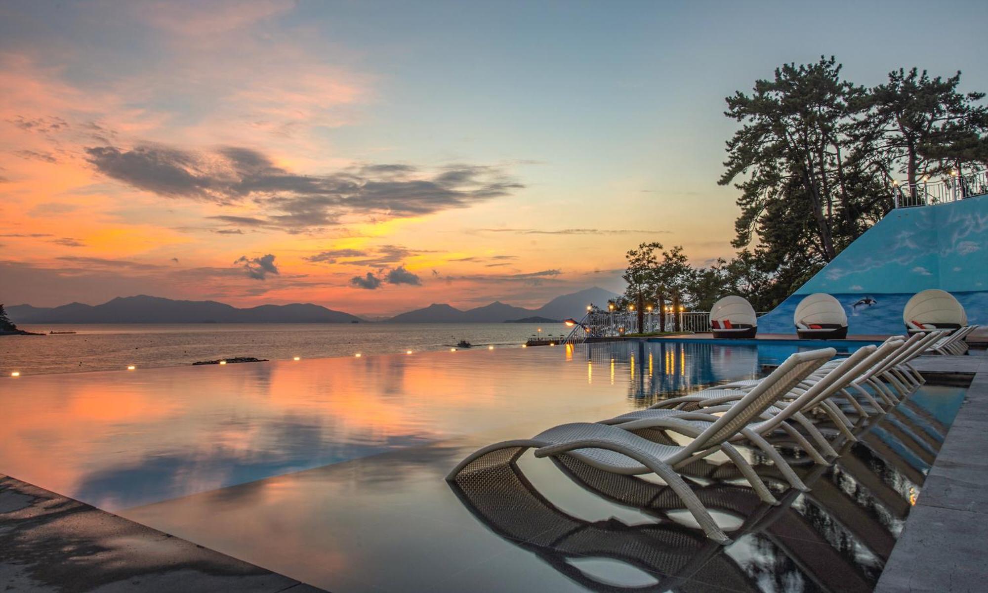 Arte Resort Spa & Pool Villa