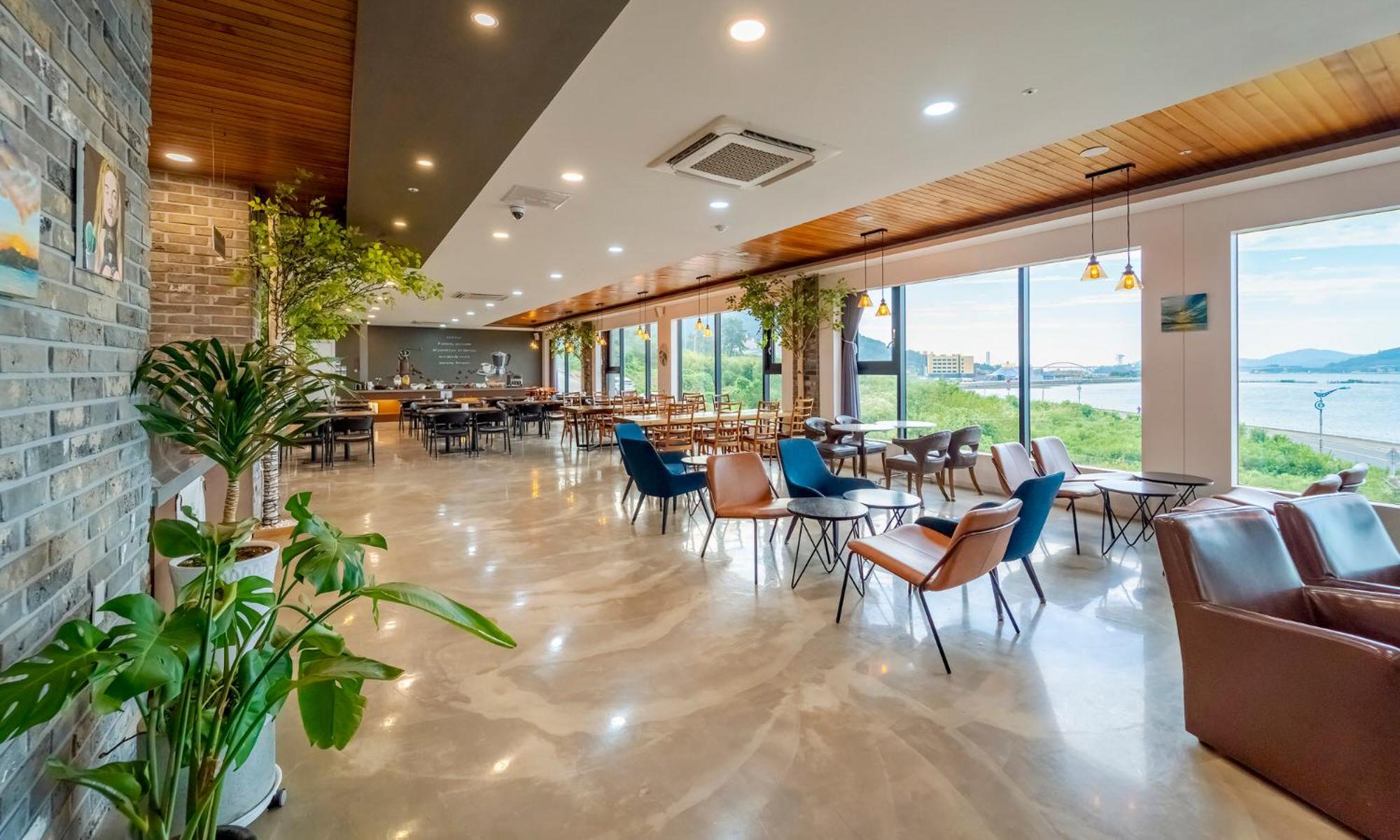 Arte Resort Spa & Pool Villa