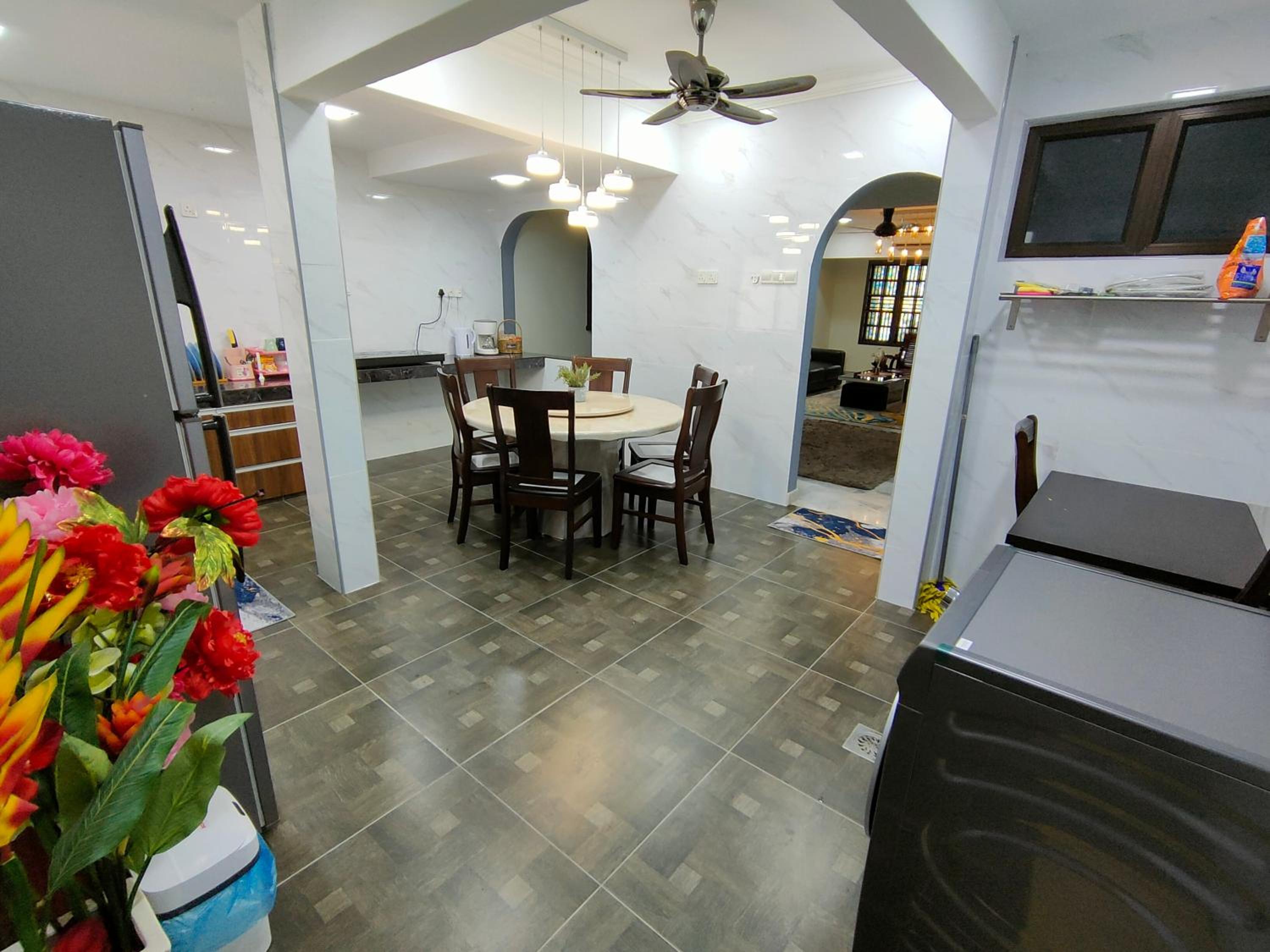 Three-Bedroom House at Tyara Homestay Sunway photo 6