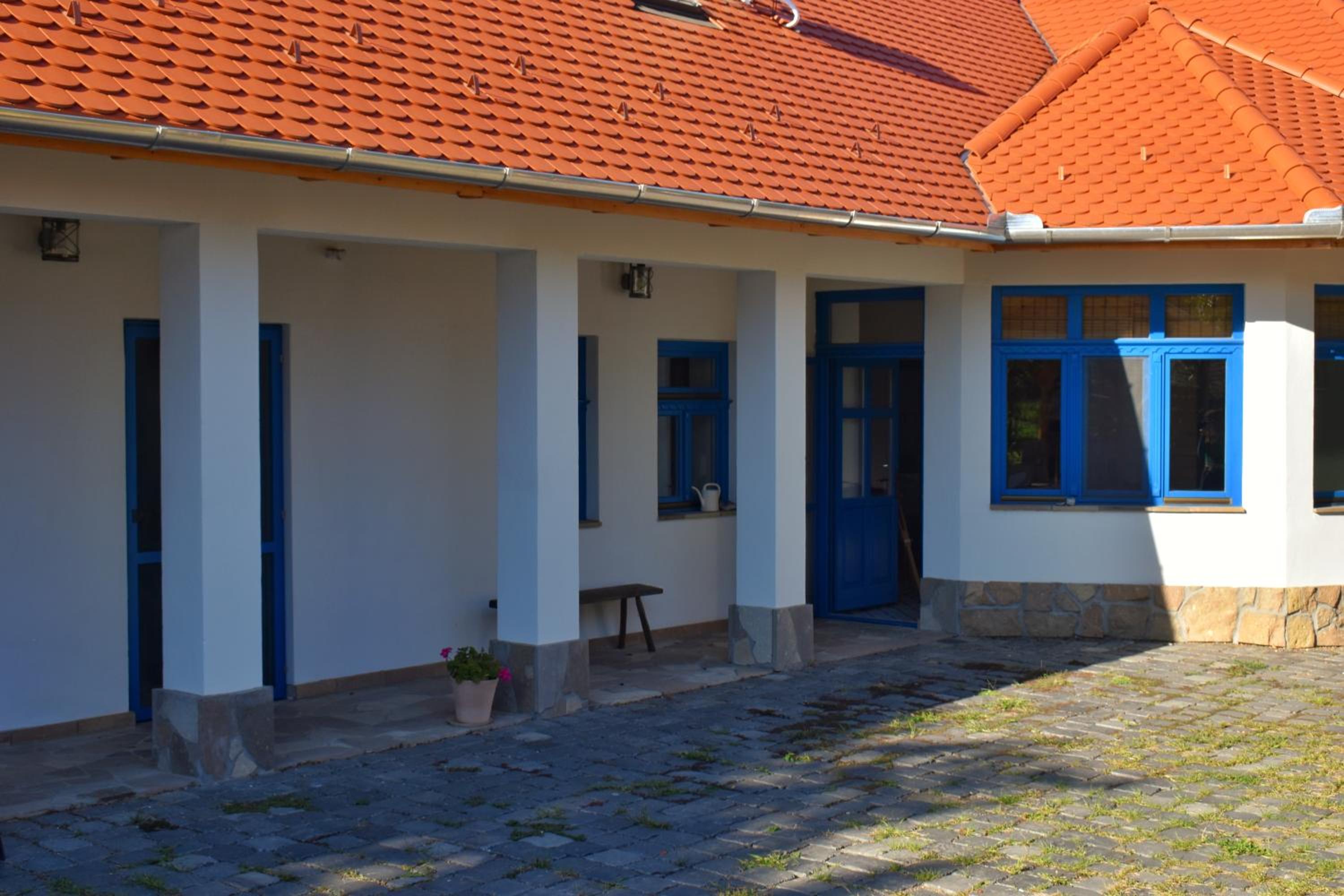 Photo 41