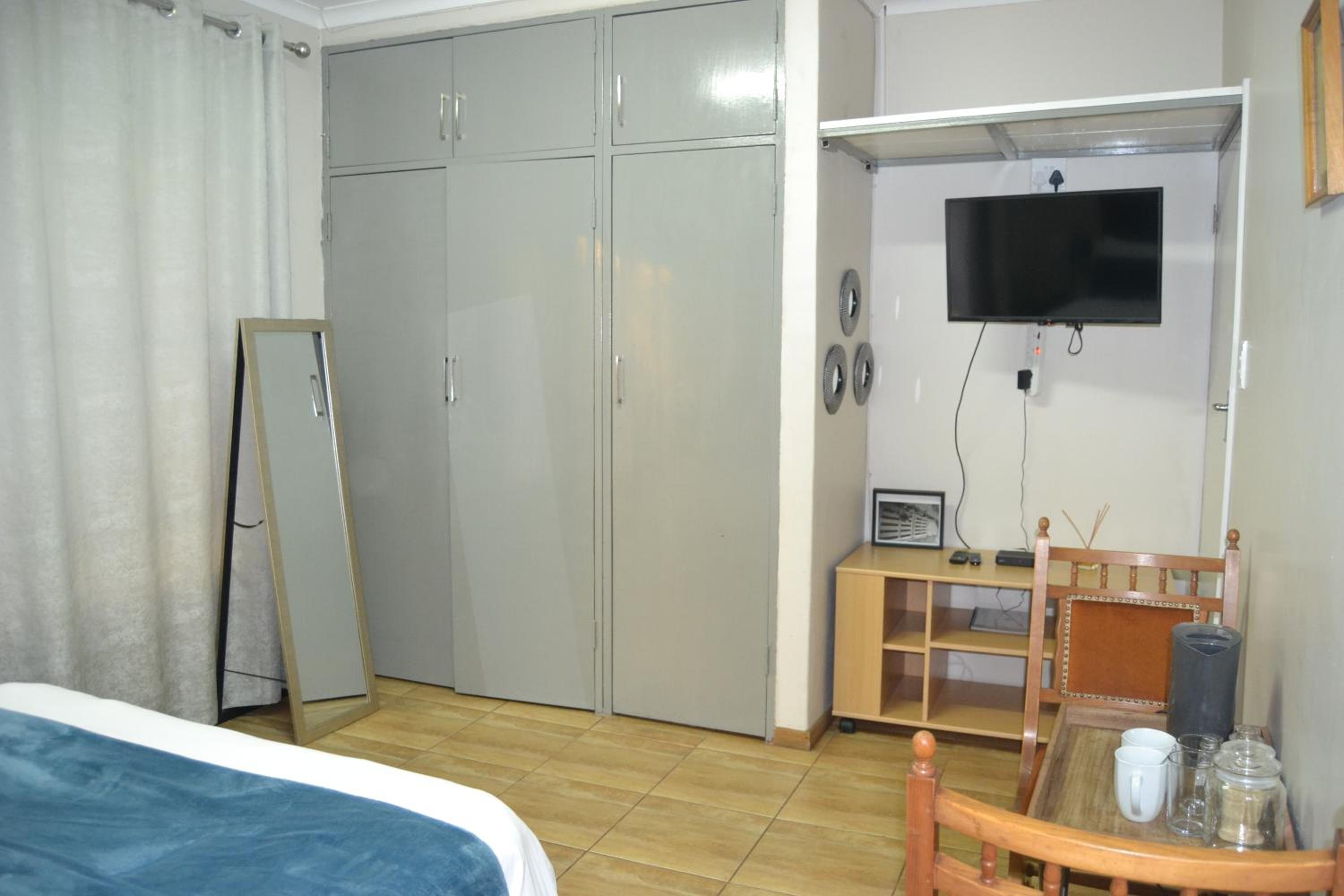 Photo 13