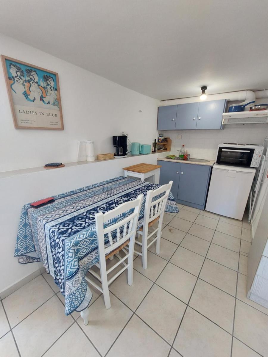 Artemis Ermoupoli Centre Appartement pour petit budget Backpackers photo 4