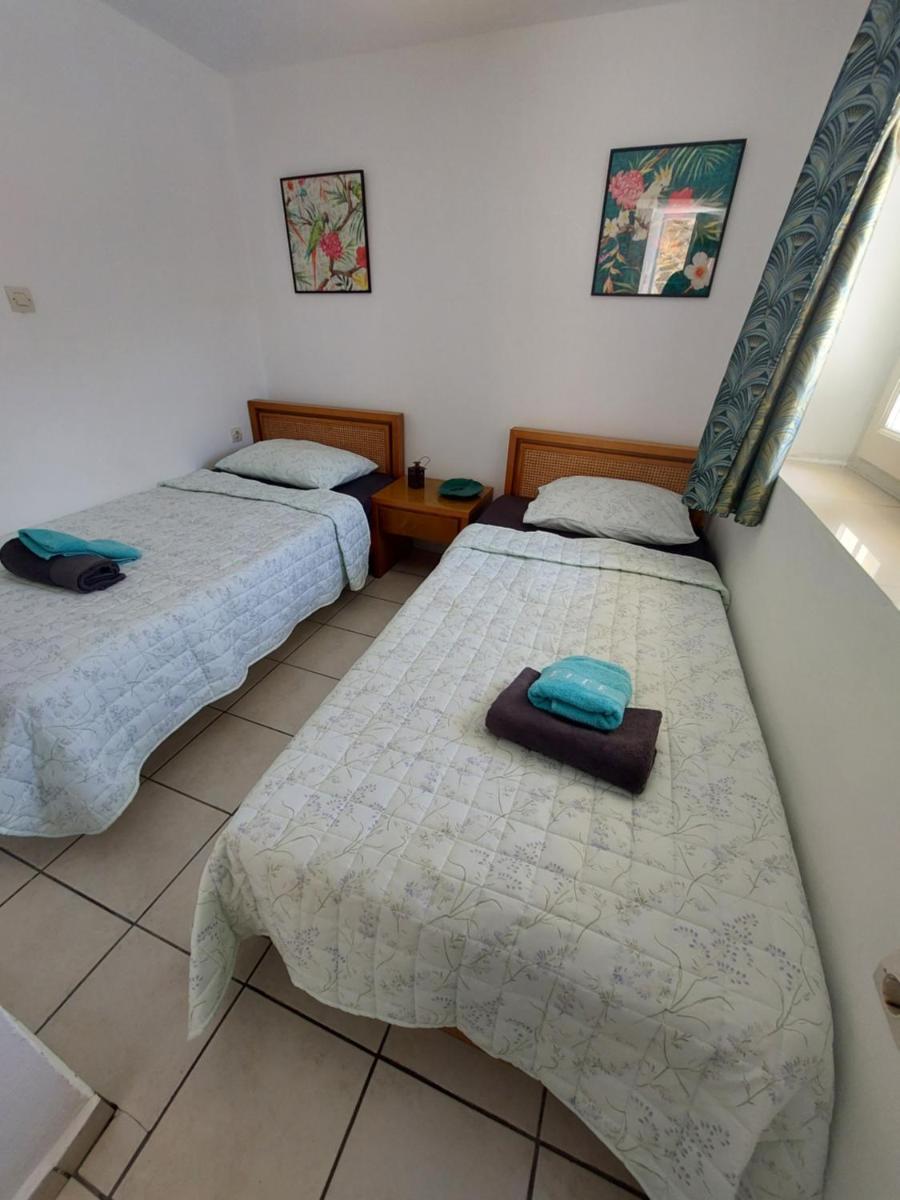Artemis Ermoupoli Centre Appartement pour petit budget Backpackers photo 3