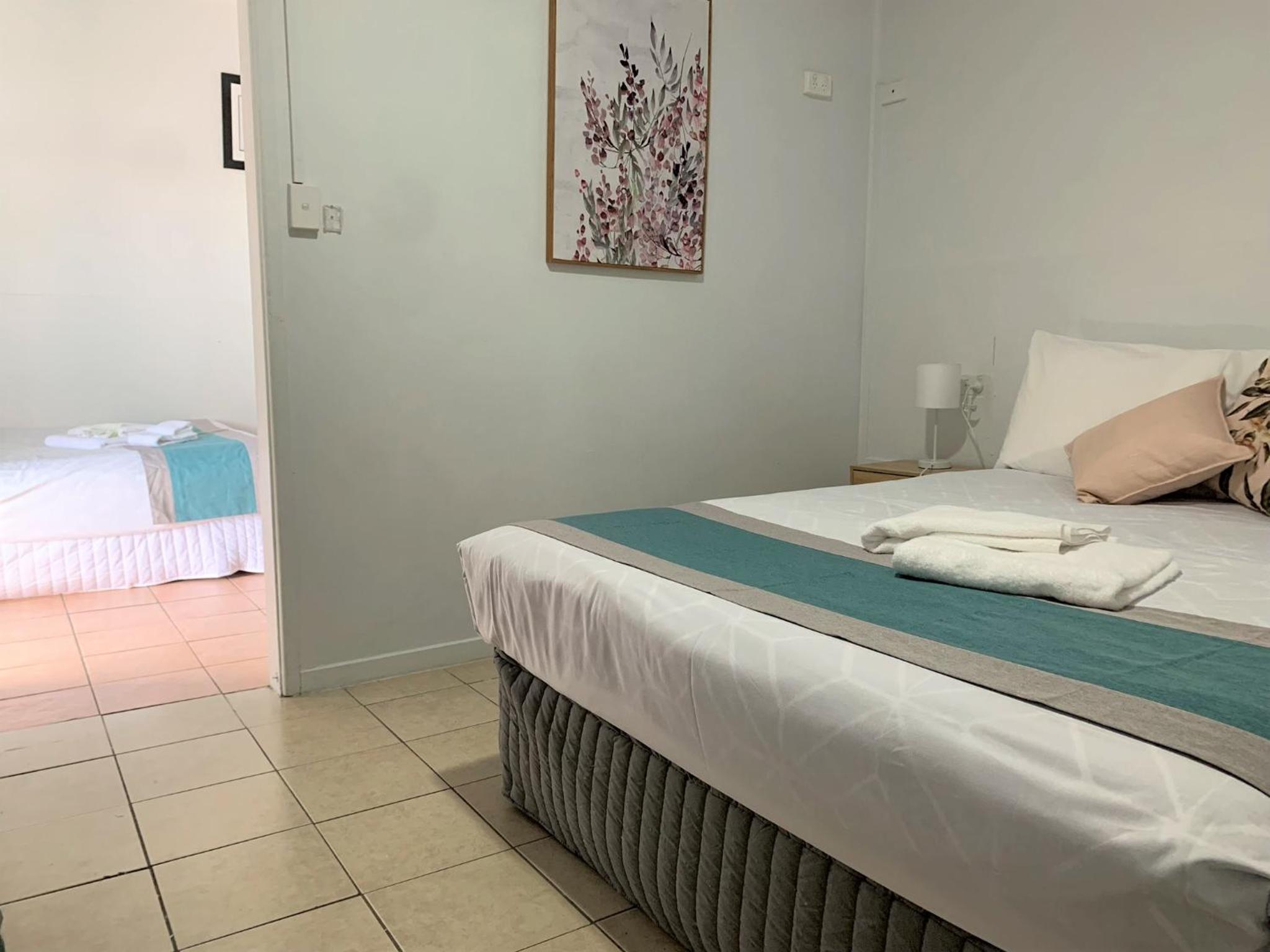 Aqua Blue Motel