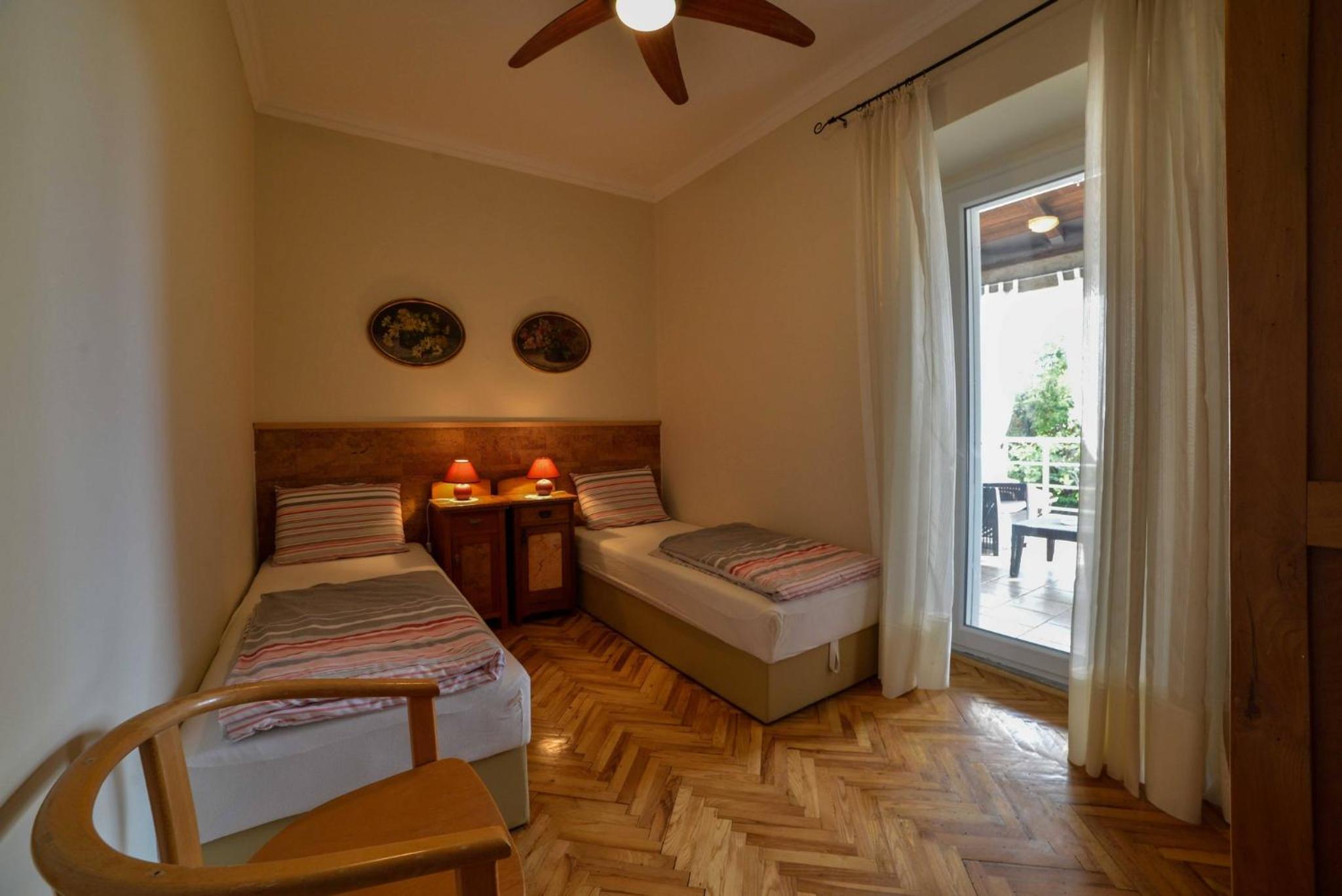 Apartment Villa Oliva view 2