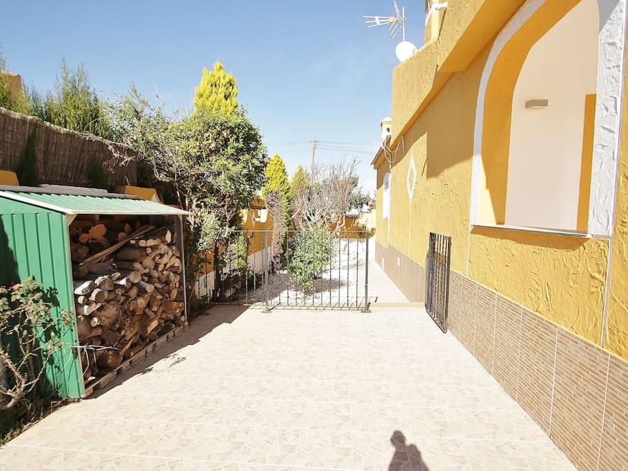 Agradable villa con piscina