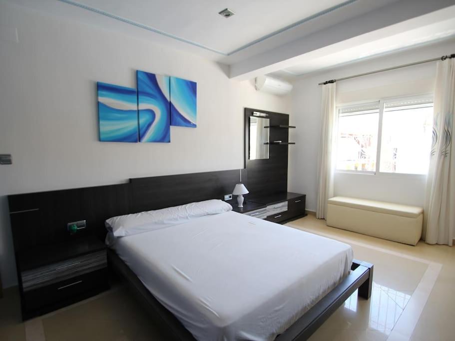 Agradable villa con piscina
