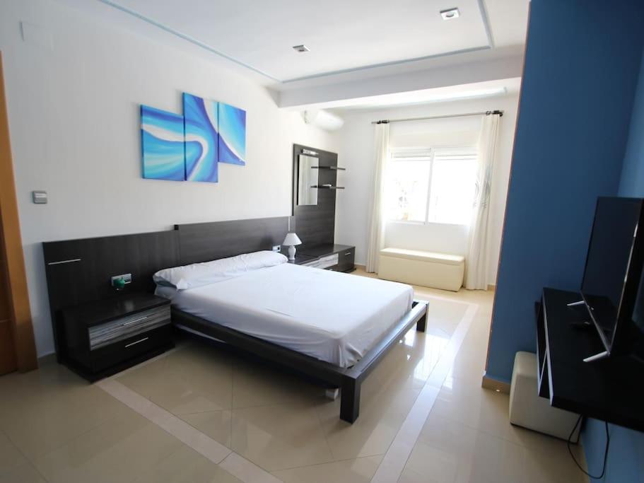 Agradable villa con piscina