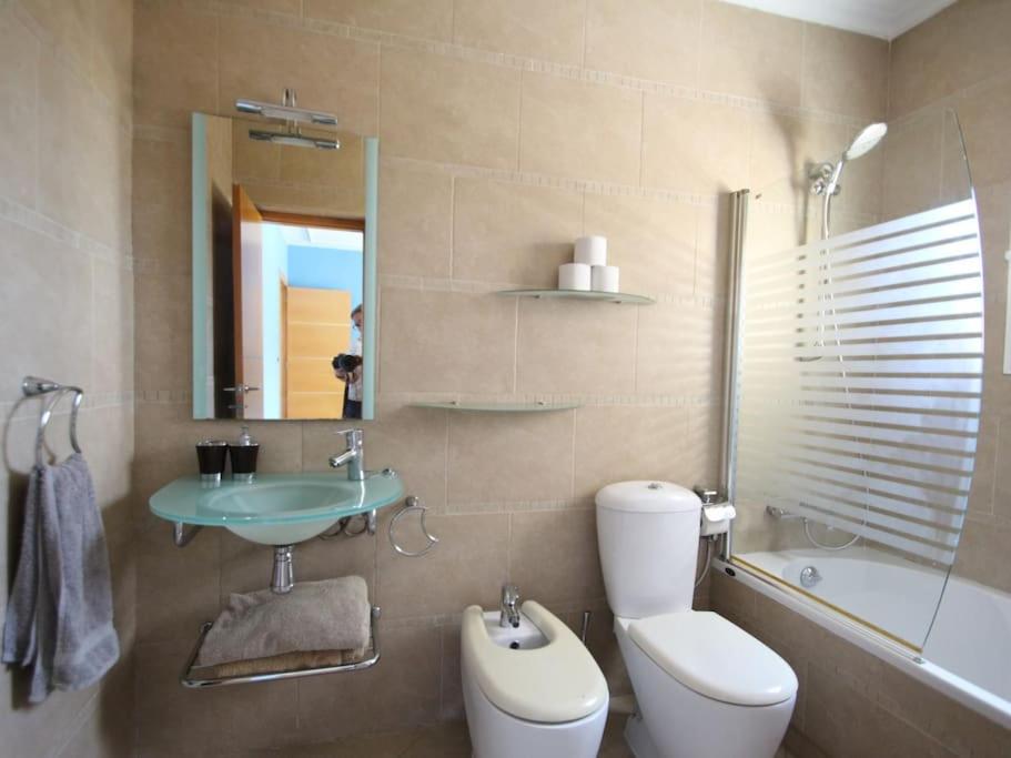 Agradable villa con piscina