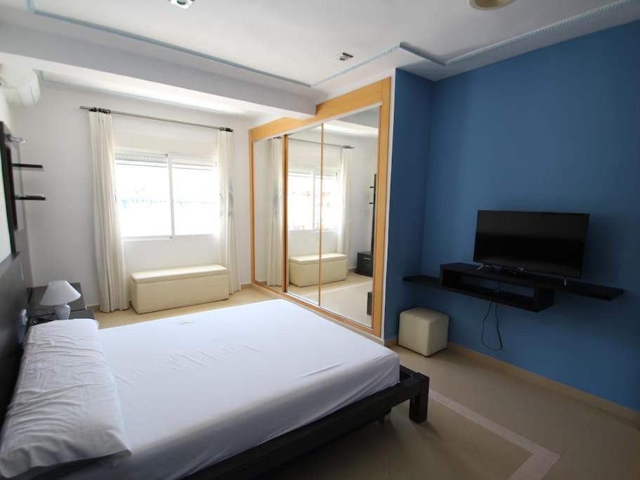 Agradable villa con piscina