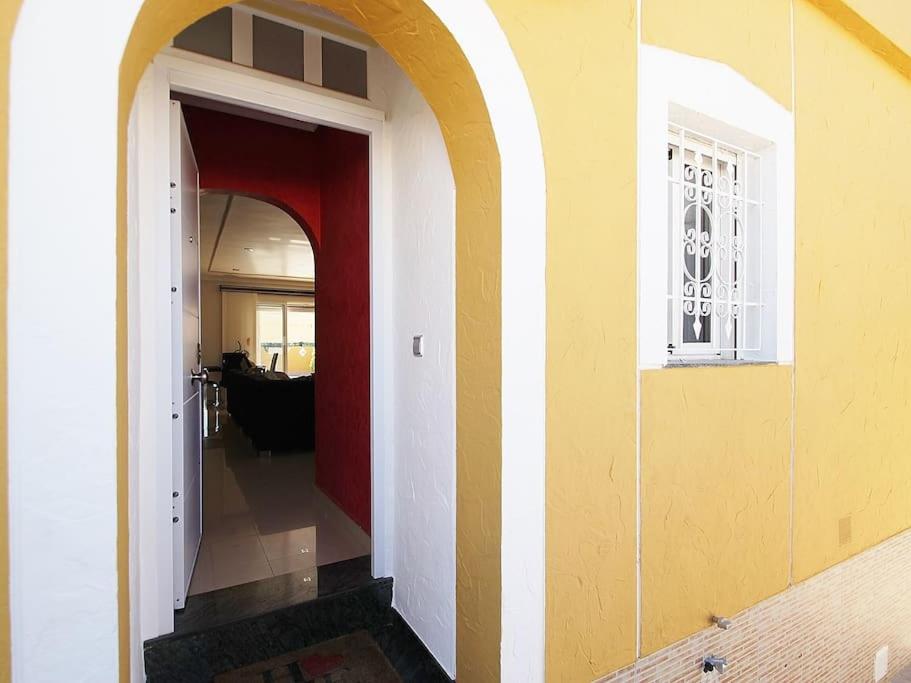 Agradable villa con piscina