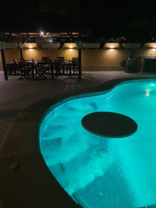 Agradable villa con piscina