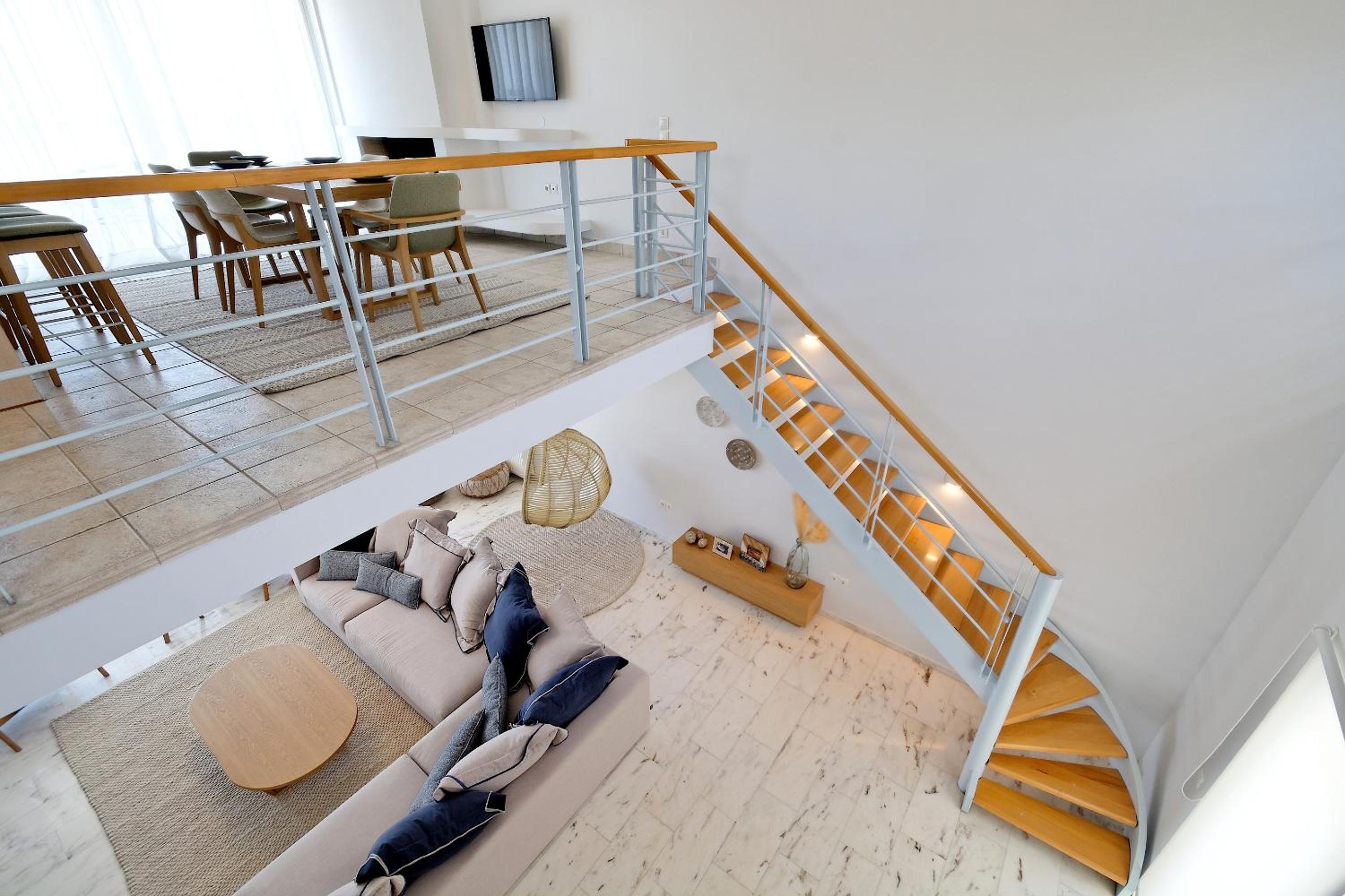 Triplex Villa Gardenia Glyfada sea view