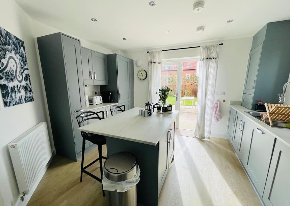 Stunning! Beautiful contemporary property in Holt, Norfolk view 5