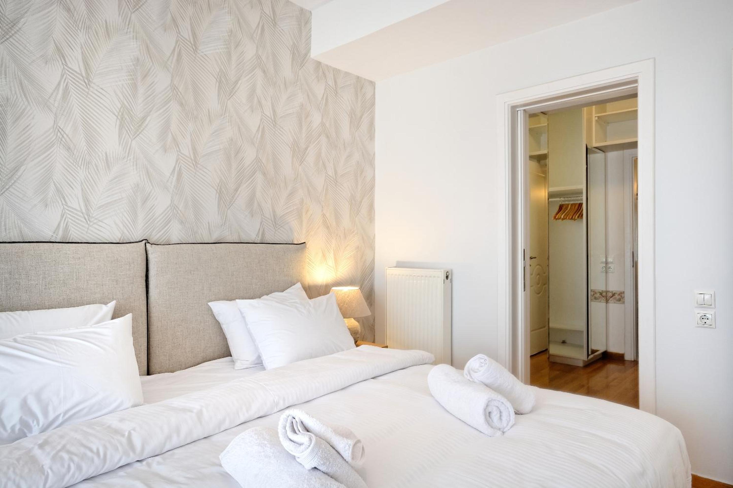 Triplex Villa Gardenia Glyfada sea view