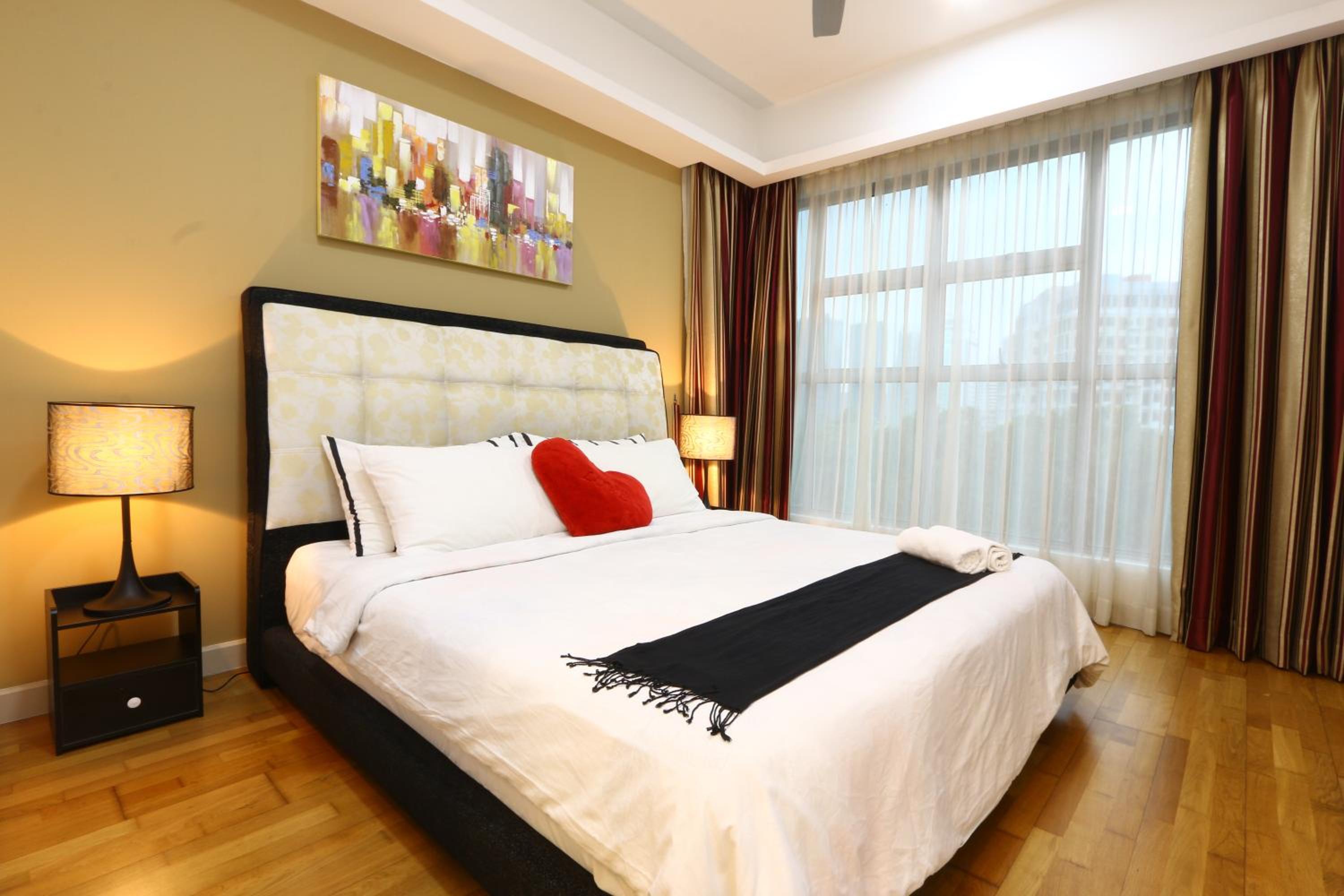 Suasana Bukit Ceylon Residence