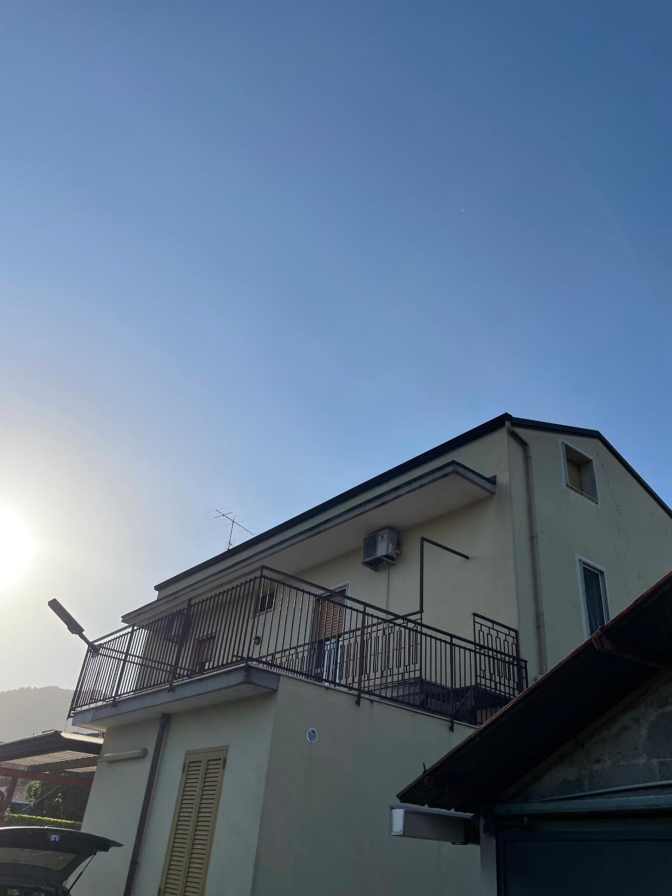 Mezzaluna Guest House
