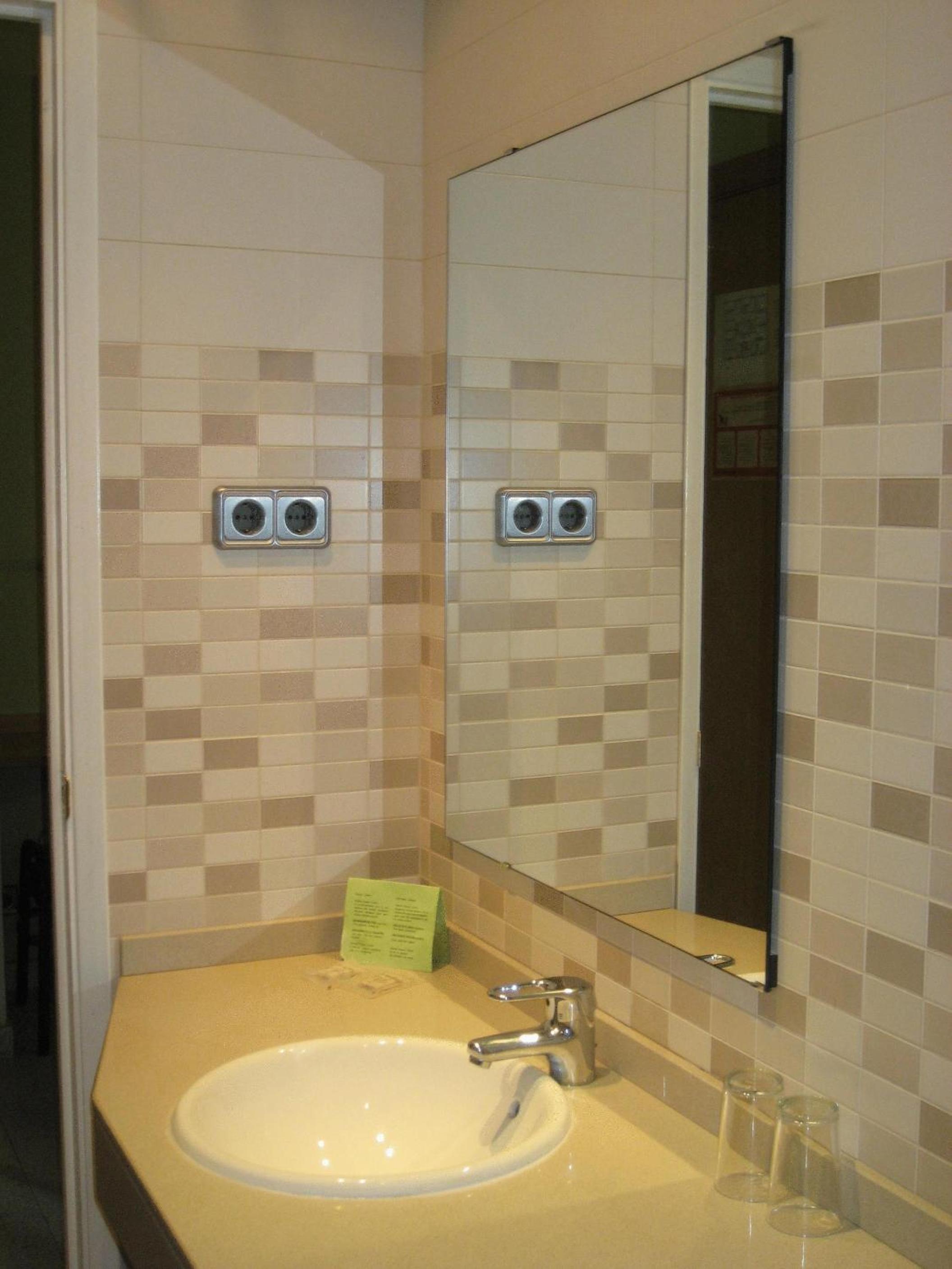 Hostal Nuevo Colon