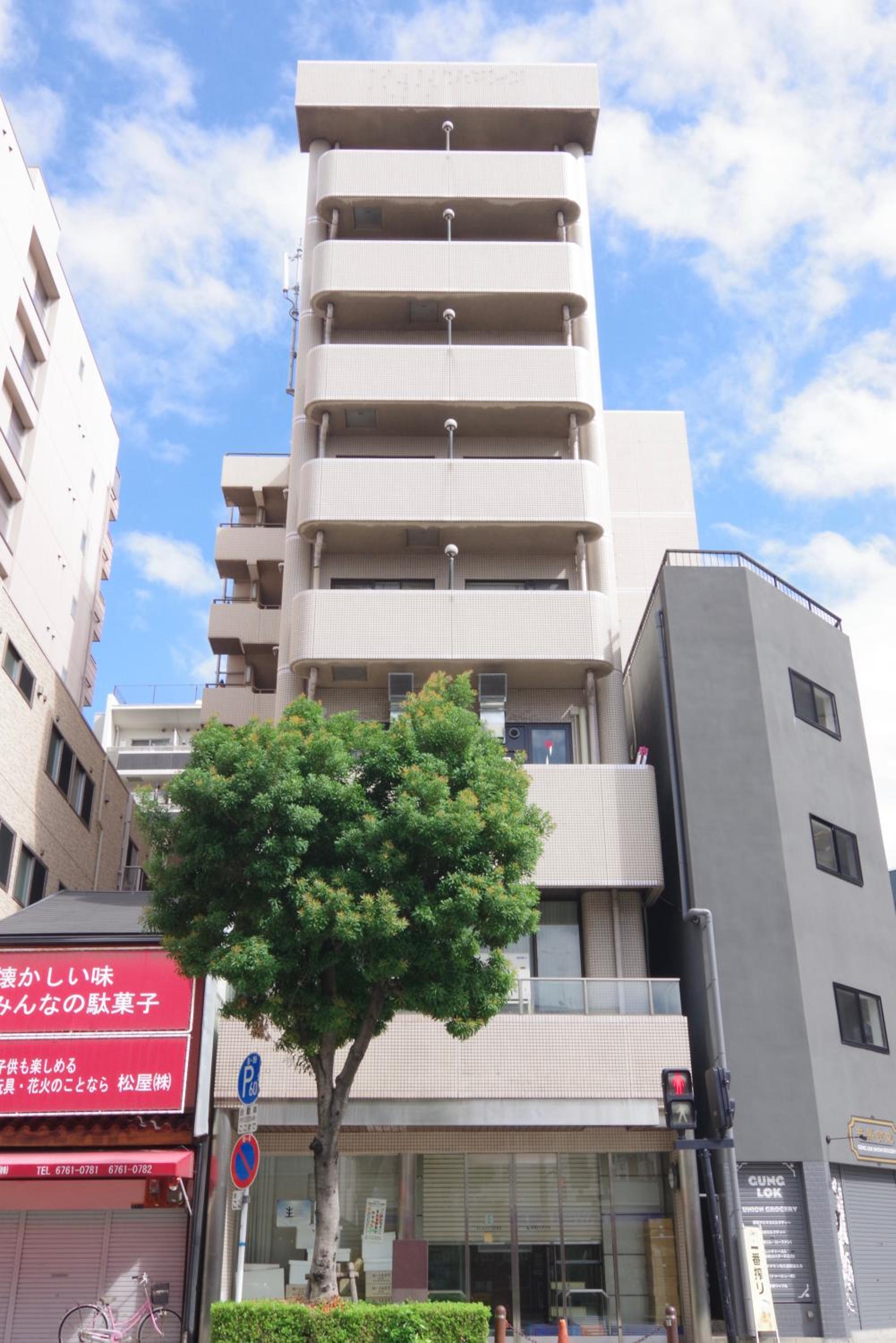 Nippombashi Art Hotel 705