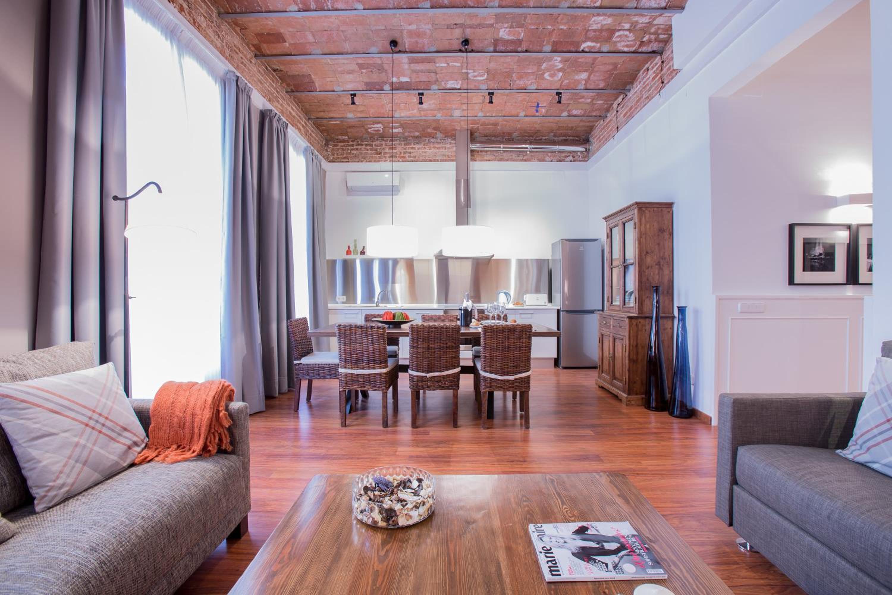Serennia Apartamentos Ramblas - Plaça Catalunya