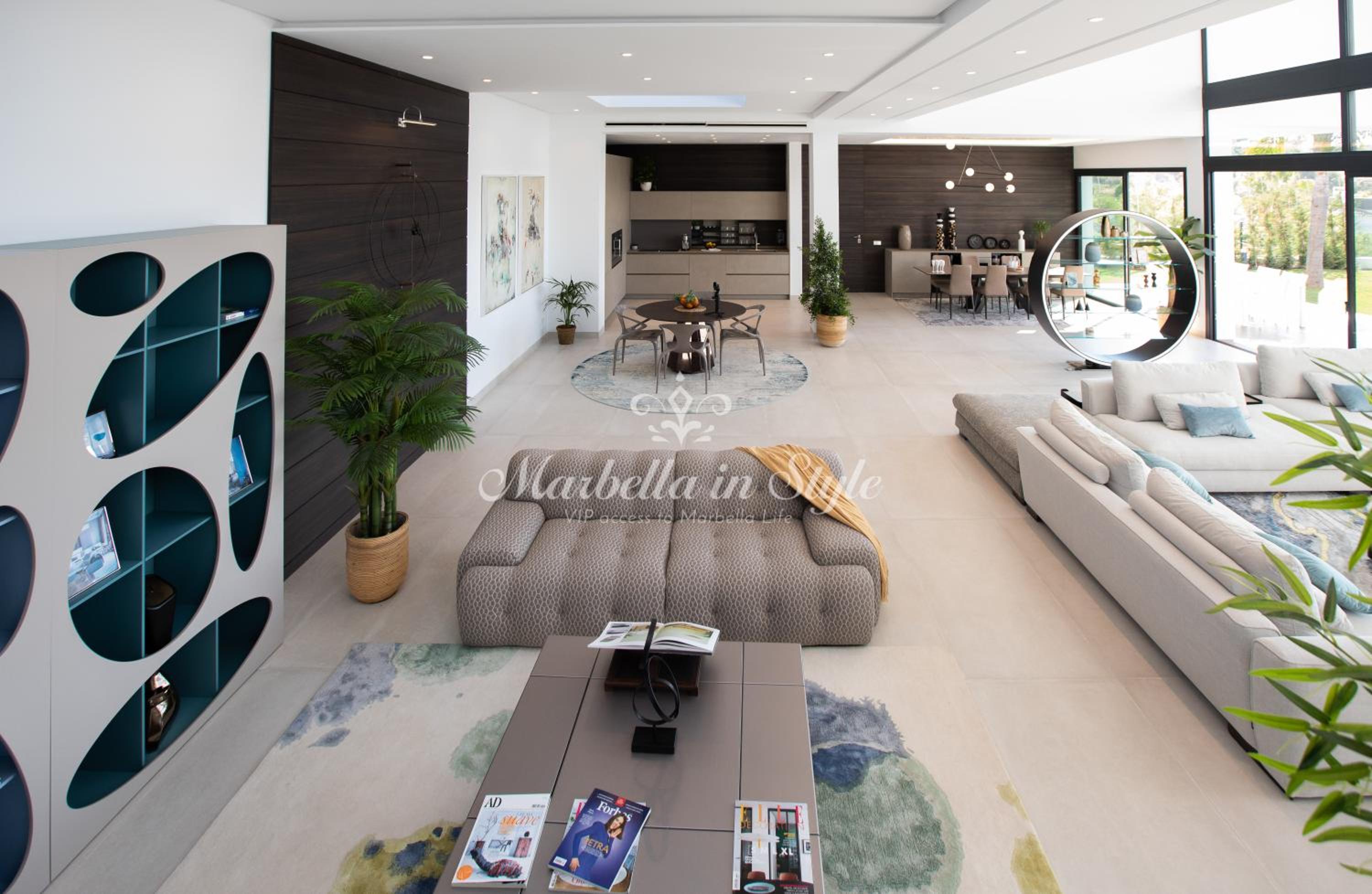 Villa Michaela moderna de súper lujo con piscina y vistas