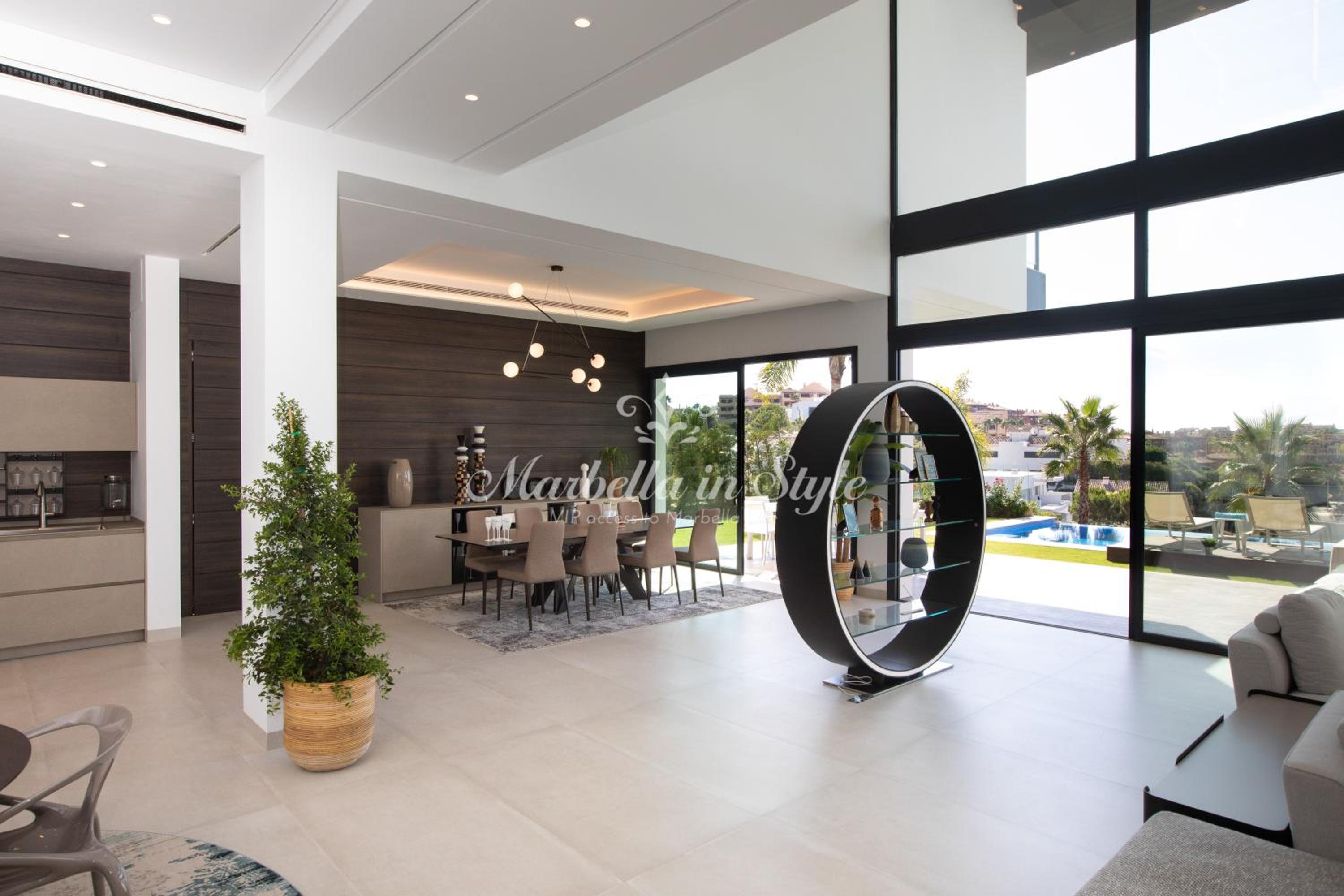 Villa Michaela moderna de súper lujo con piscina y vistas