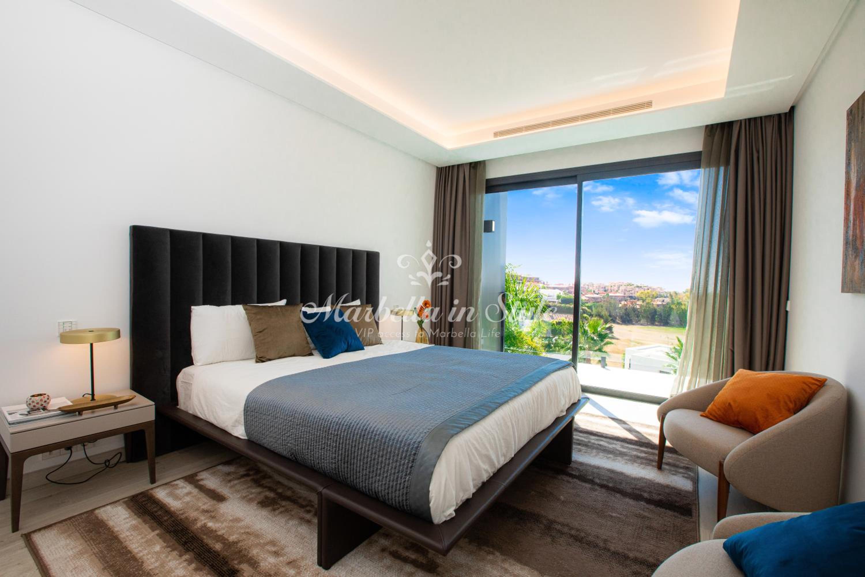 Villa Michaela moderna de súper lujo con piscina y vistas