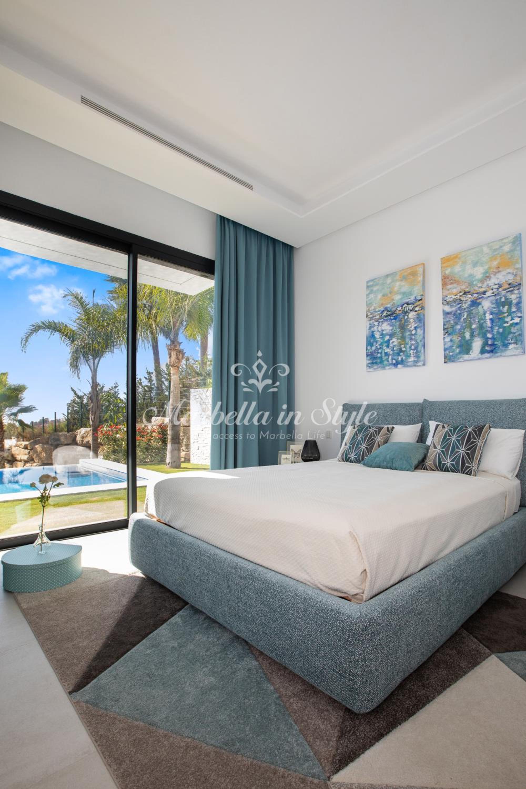Villa Michaela moderna de súper lujo con piscina y vistas