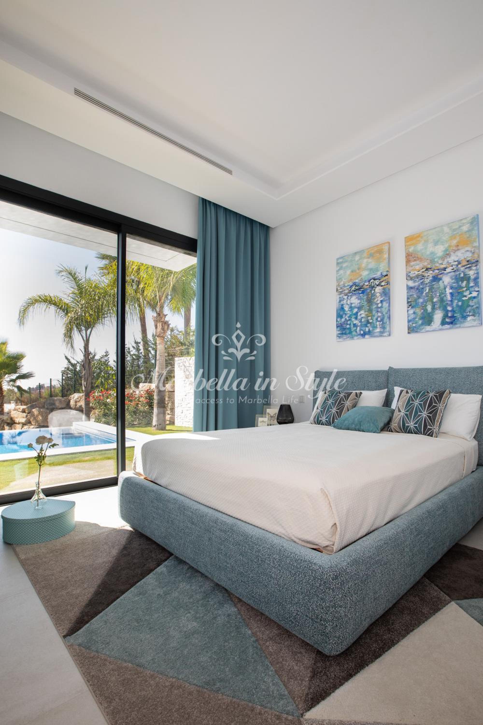 Villa Michaela moderna de súper lujo con piscina y vistas