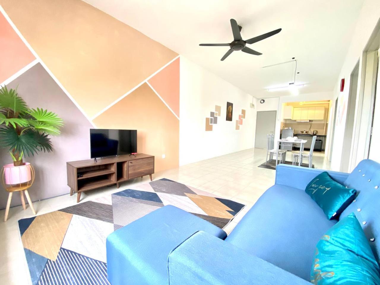 De'Colour Stay at Country Homes Rawang