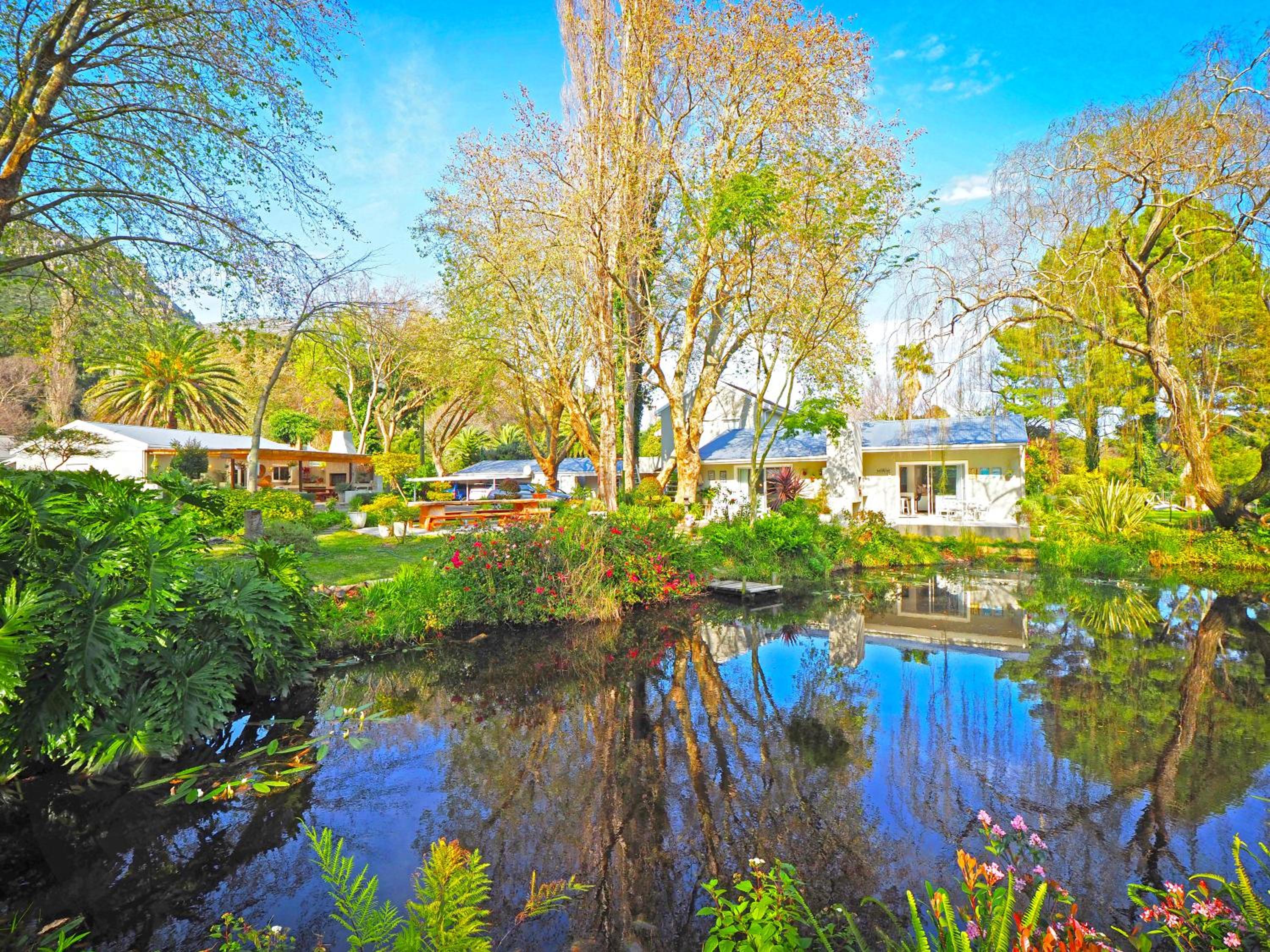 Waterland Lodge view 2
