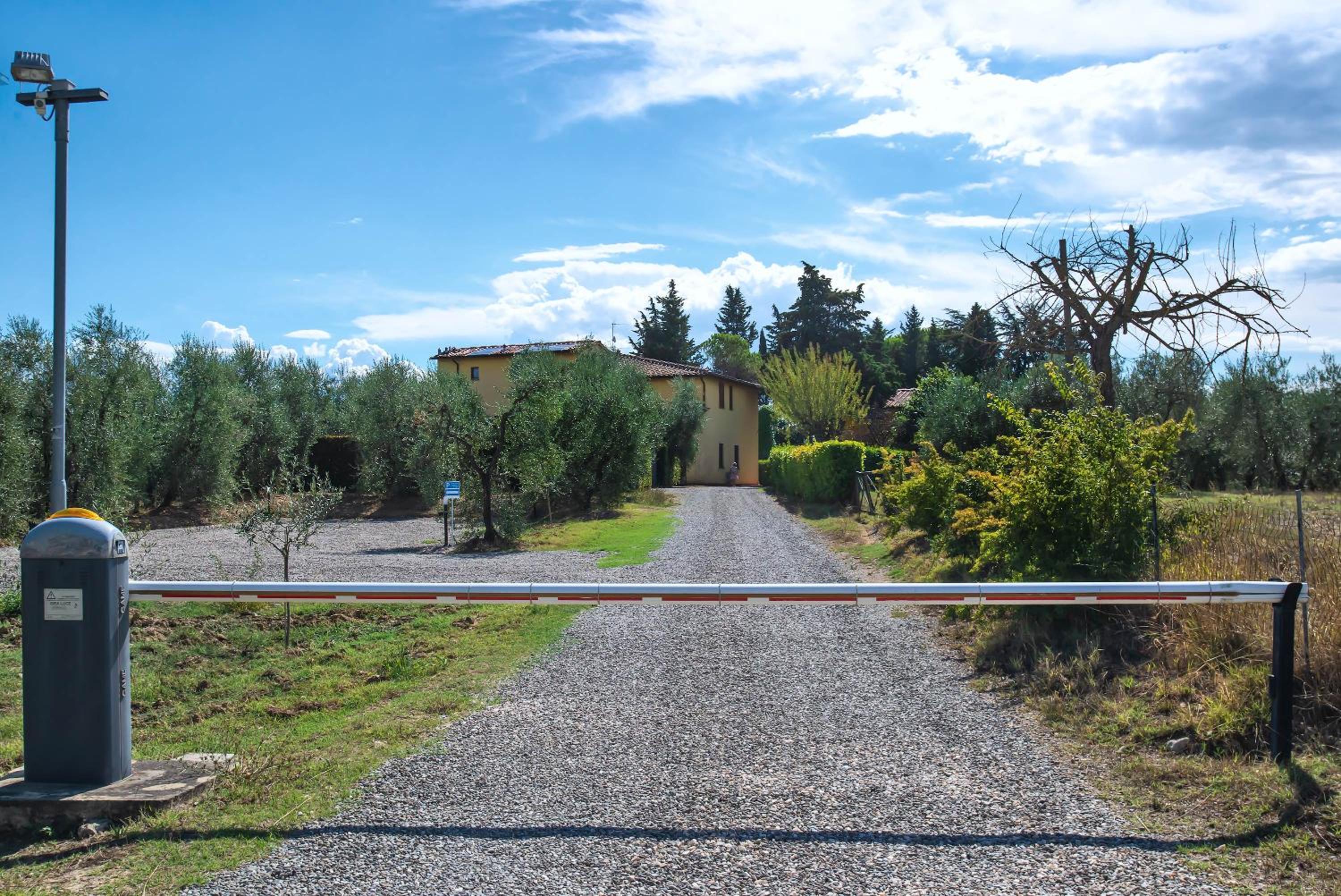 Live Tuscany! Apartment on the hills of Florence!