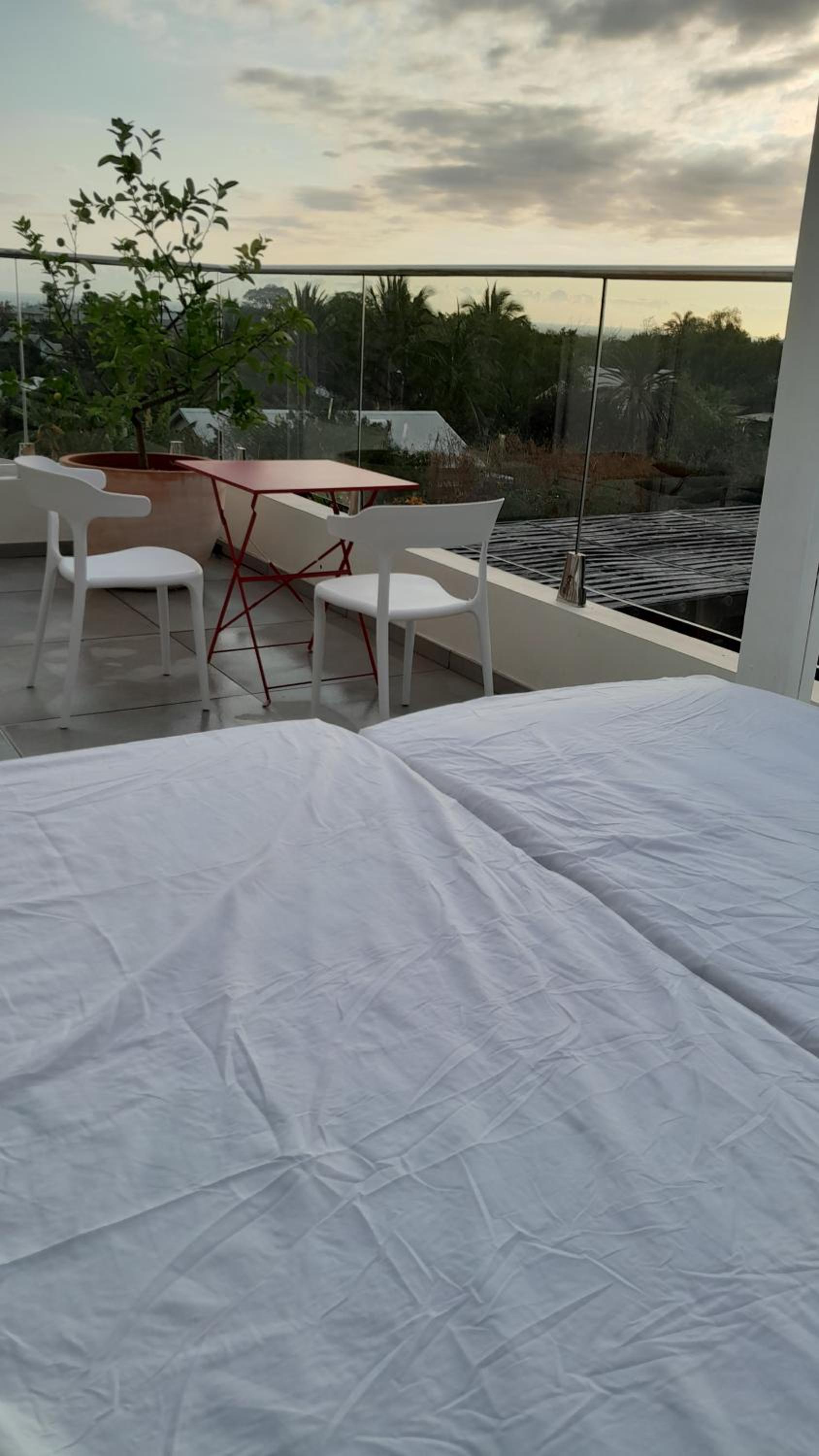 Maison TONGA piscine chambre de luxe