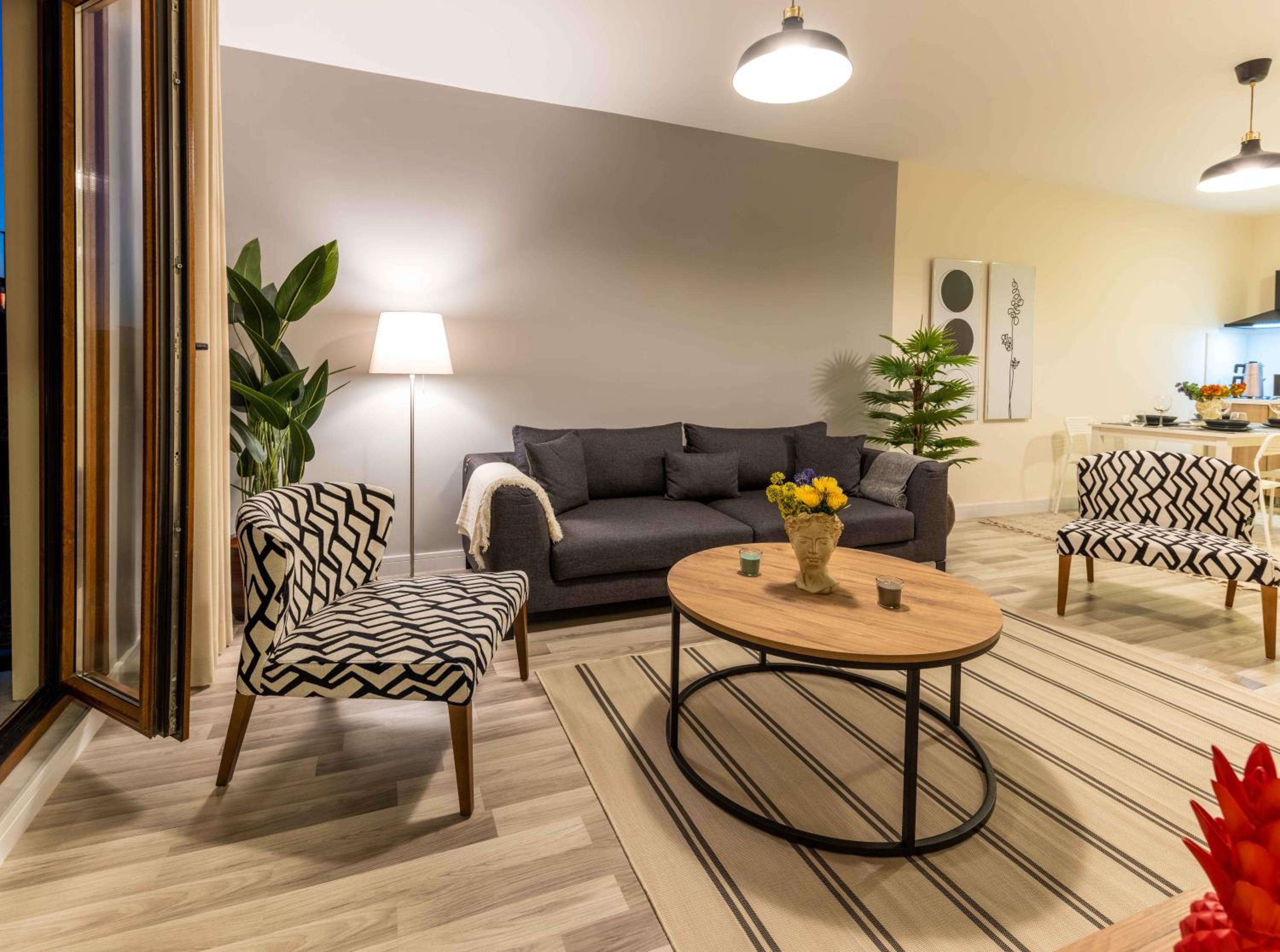 Monnas Suite - Image 23