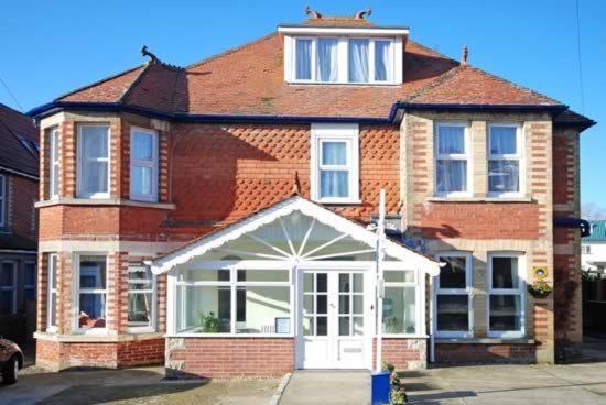 Hotel The Sandhaven - Image 1