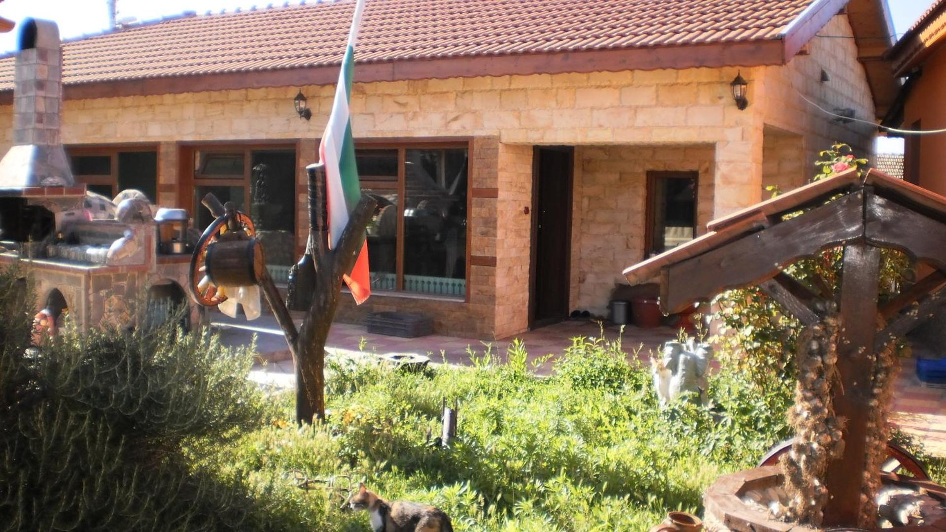Albena Guest House