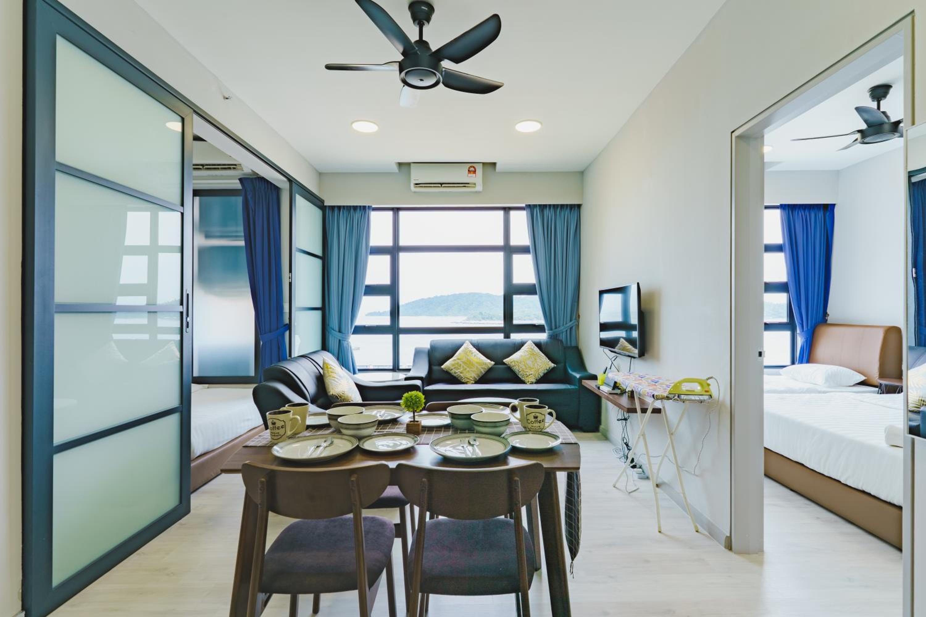 Full Seaview 2R1B Condo for 6pax in Kota Kinabalu photo 1
