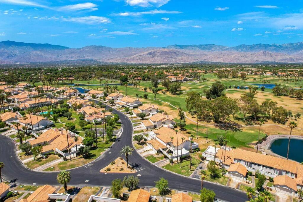 Desert Falls Resort Villa w/ Golf & Mountain views! view 3