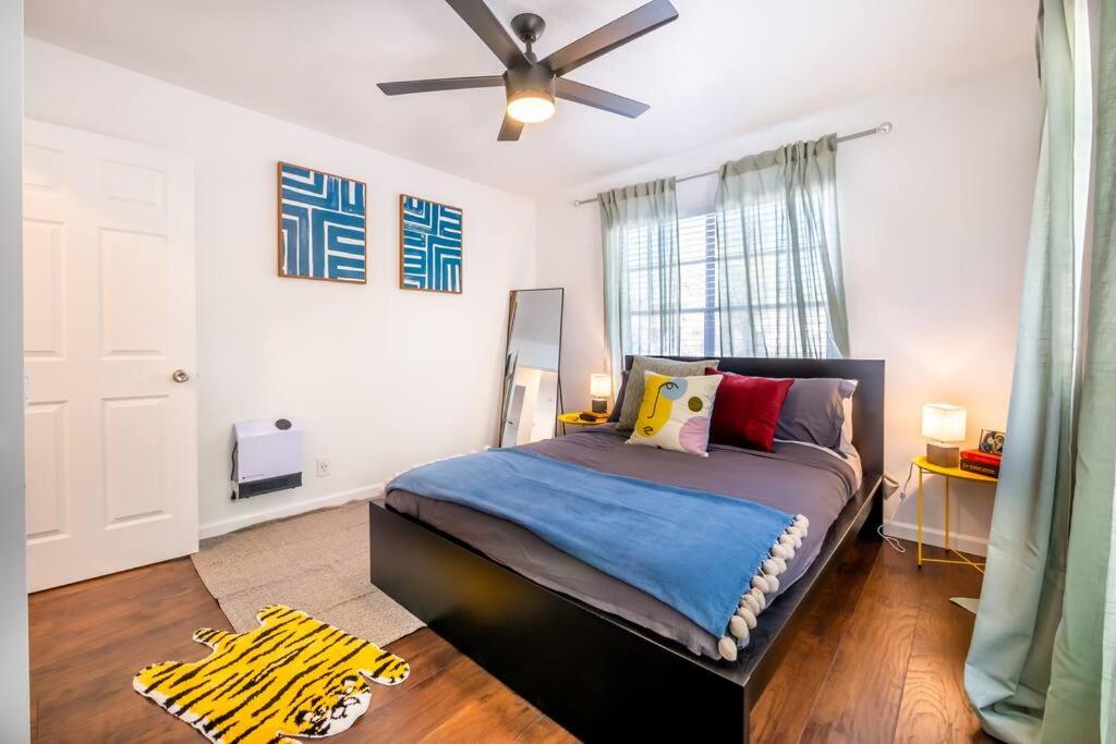 Eclectic Chic 2 Bed-Quiet-Fast WIFI view 5
