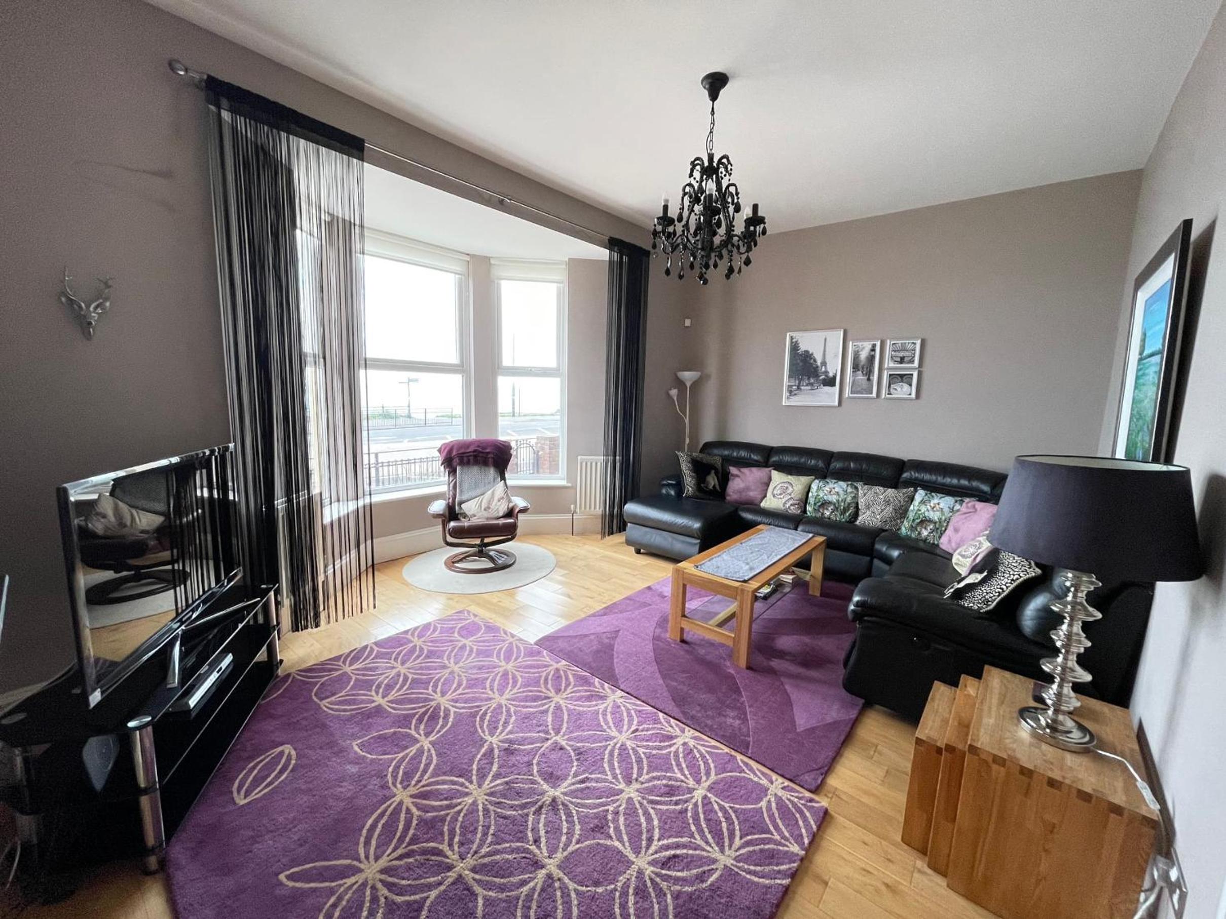 The Beach Front Apartment, Amazing Frontline Sea Views view 2