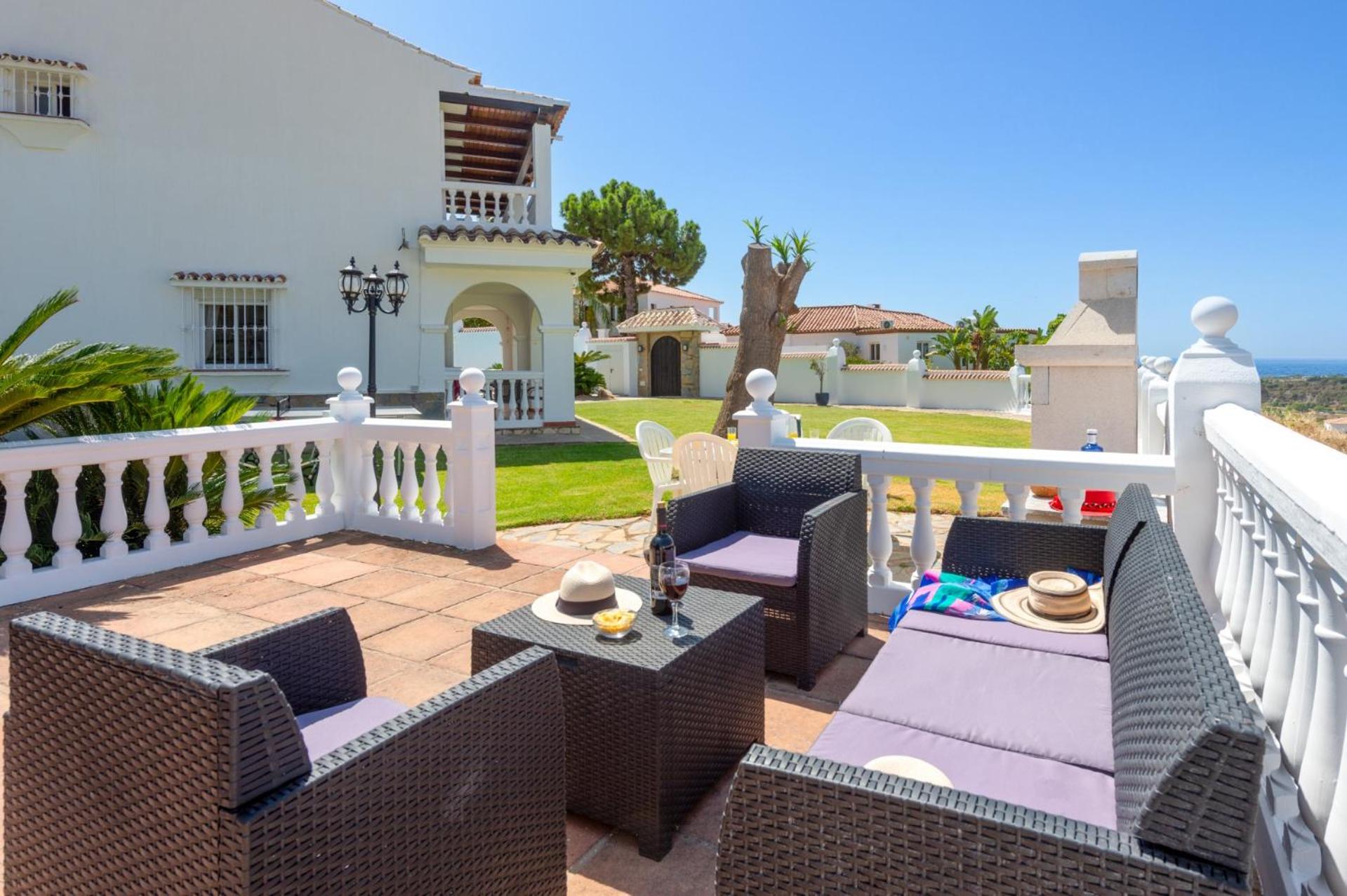 Villa Holivista by Villa Plus