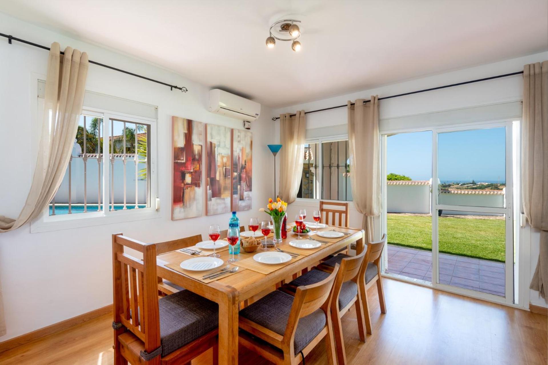 Villa Holivista by Villa Plus