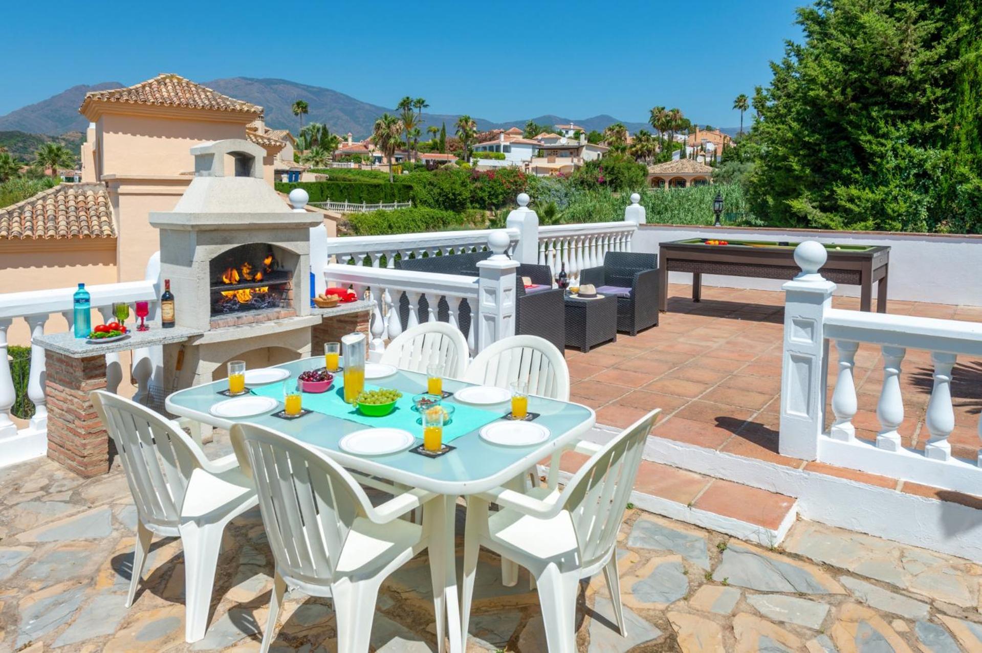 Villa Holivista by Villa Plus