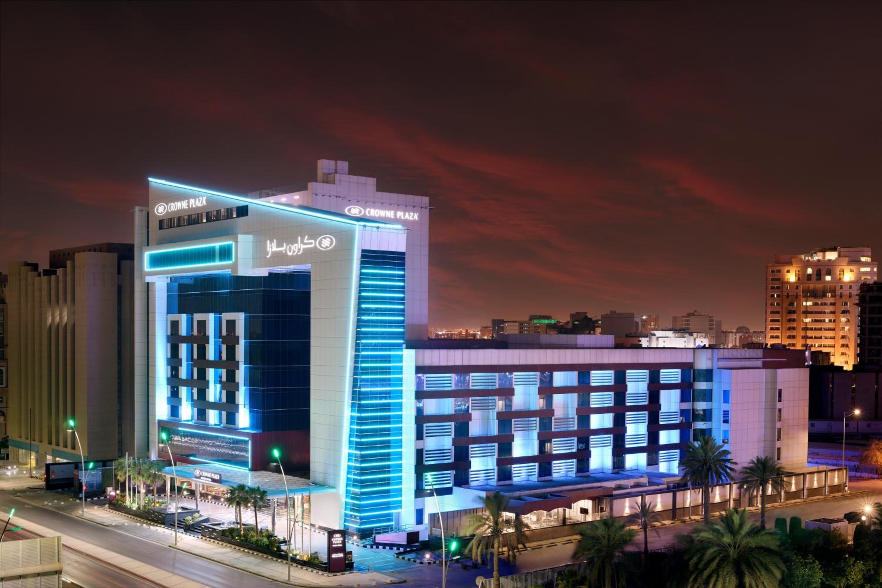 Hotel Crowne Plaza Hotel Riyadh Minhal, an IHG Hotel