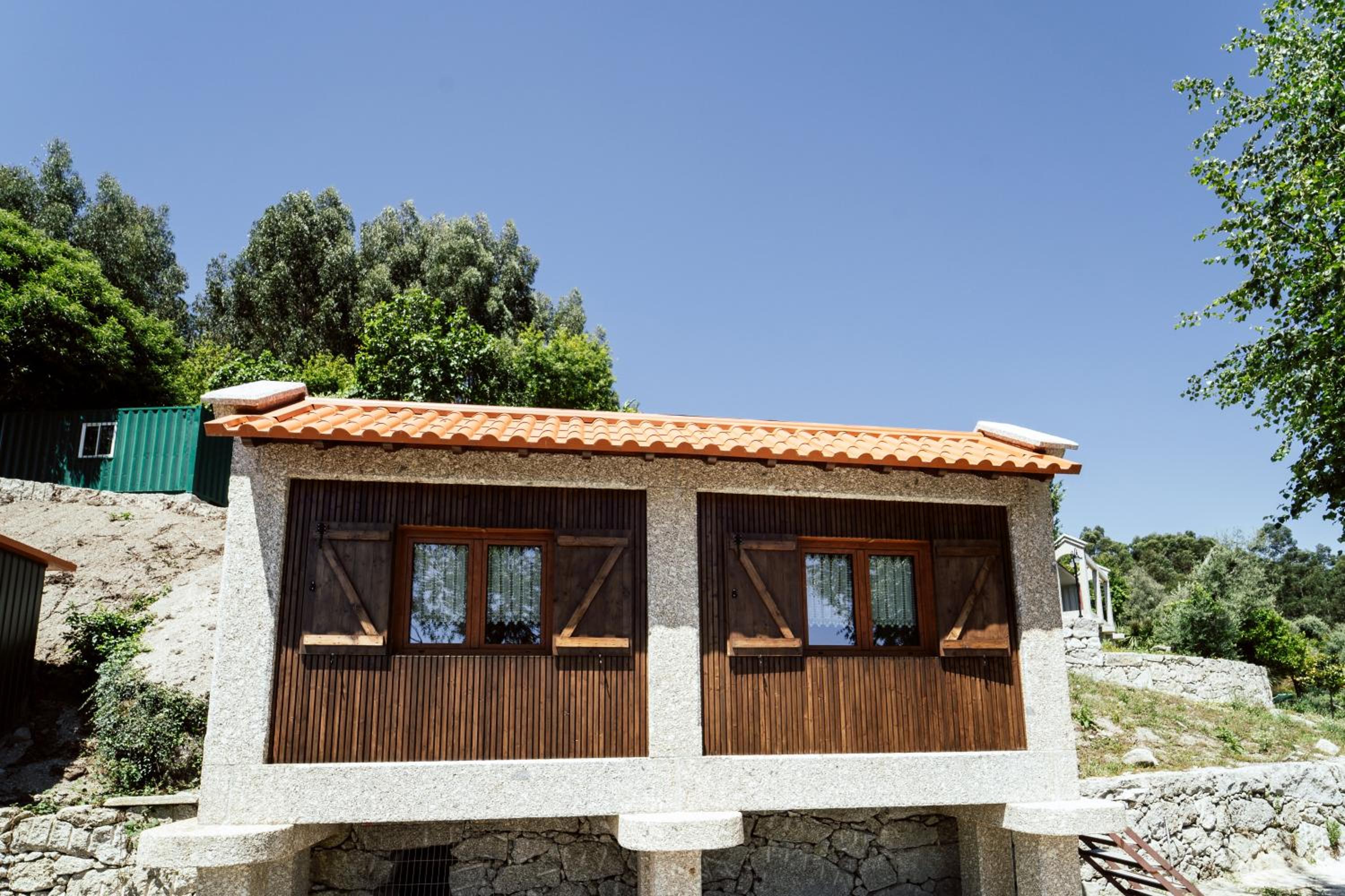 Canastro do Castanheiro view 4