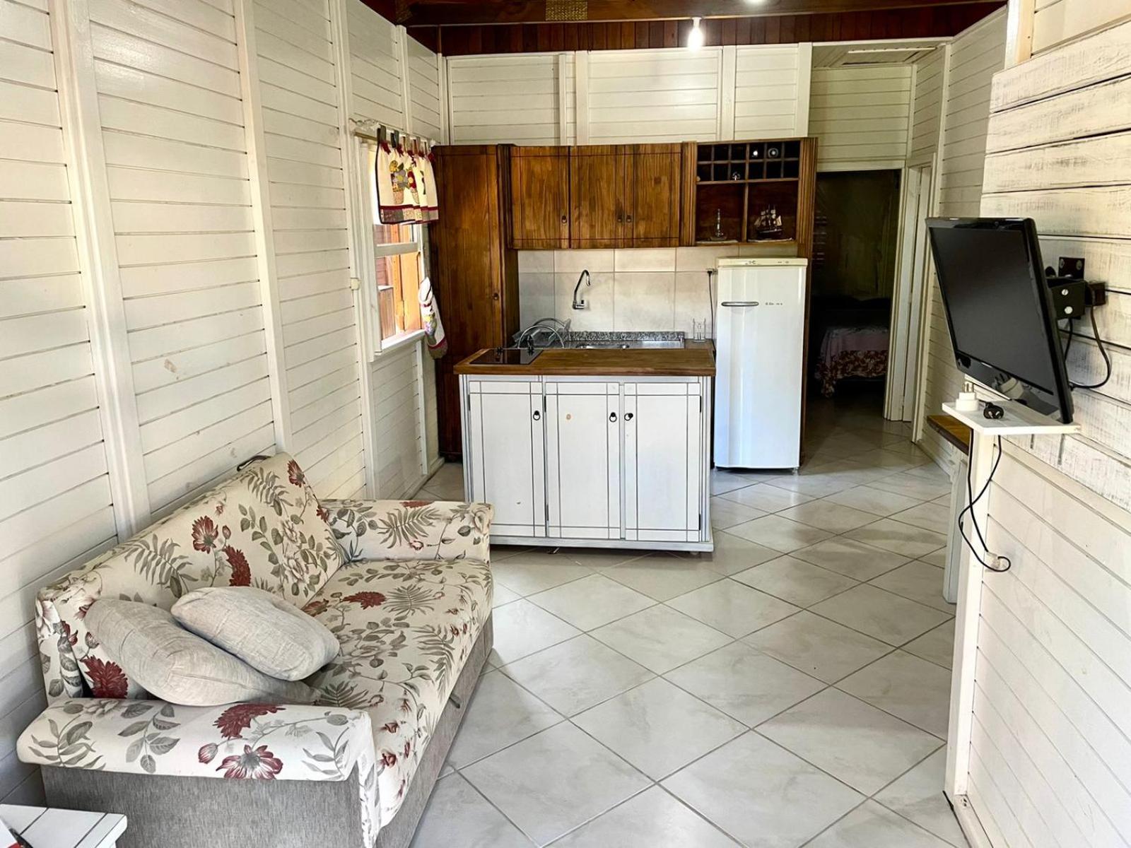 Cabana com piscina - 5 min a pé da praia - Porto Belo