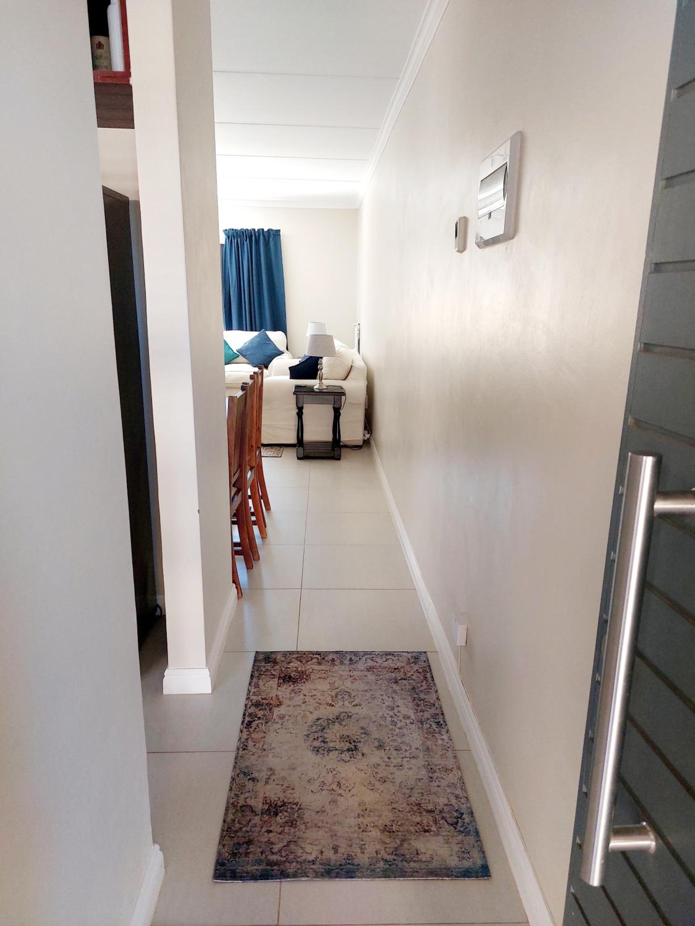 2-bedroom apartment in a security complex view 3