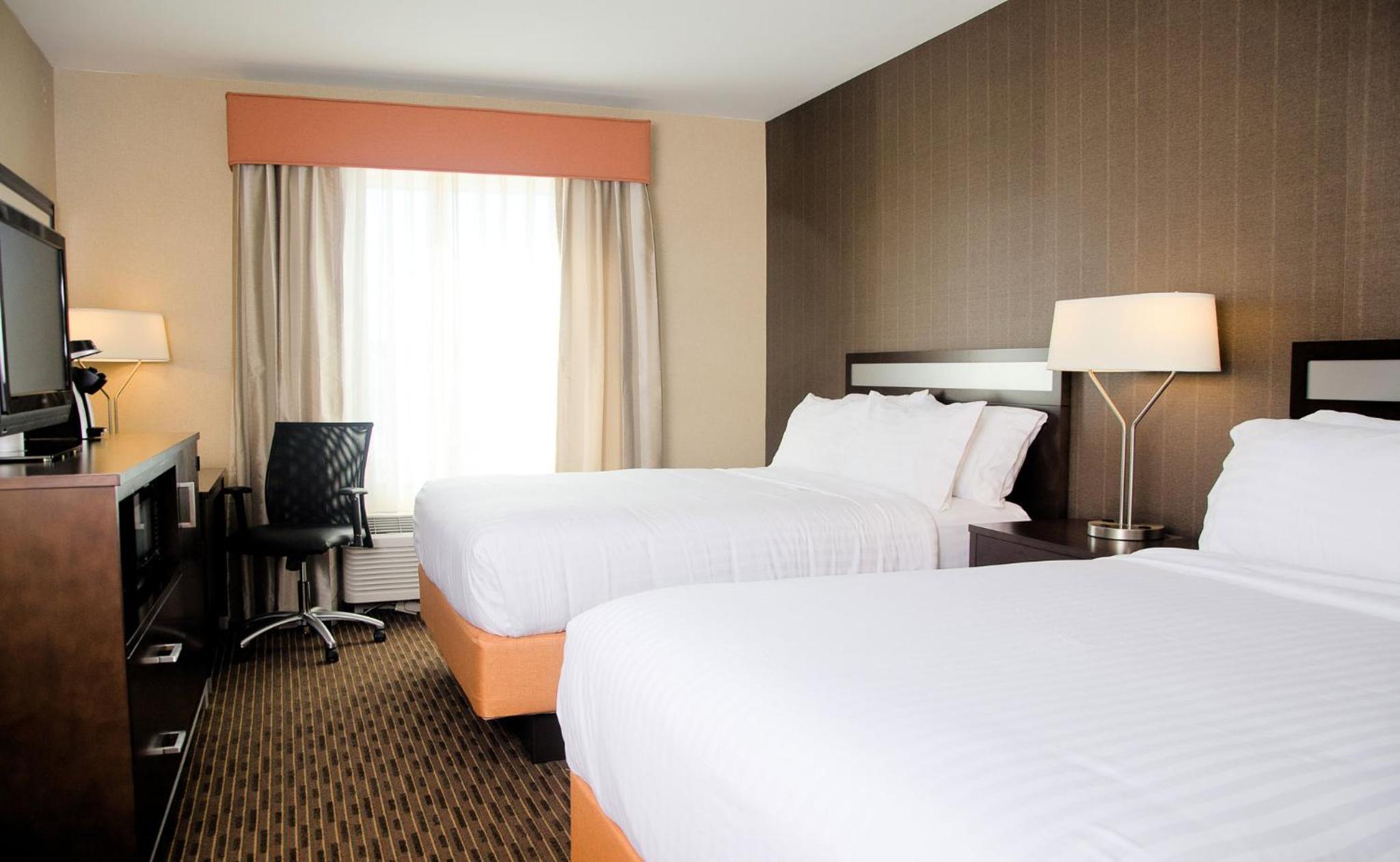 Watertown Vacations - Holiday Inn Express Hotel  Suites Watertown - Thousand Islands, an IHG Hotel - Property Image 40