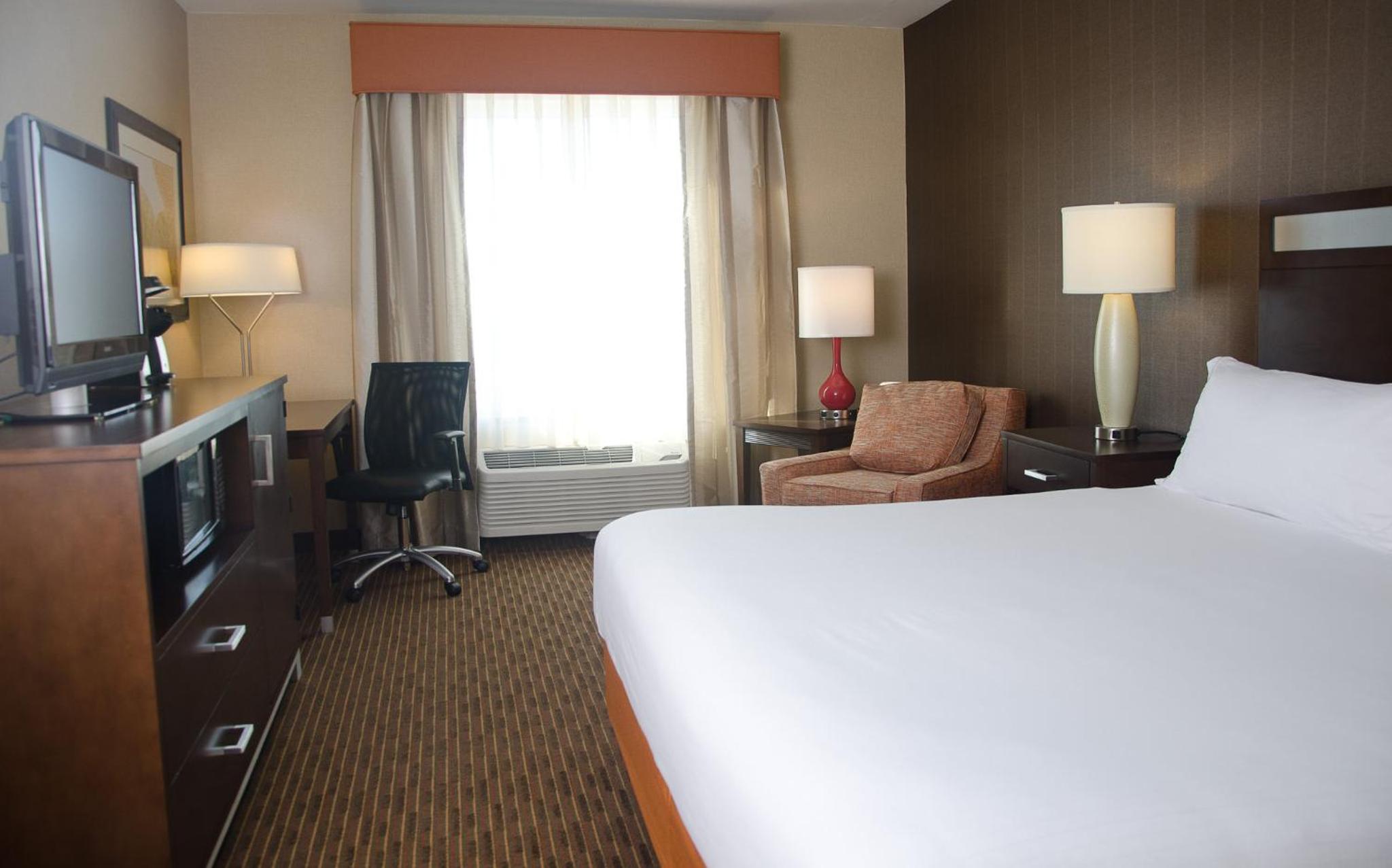 Watertown Vacations - Holiday Inn Express Hotel  Suites Watertown - Thousand Islands, an IHG Hotel - Property Image 24